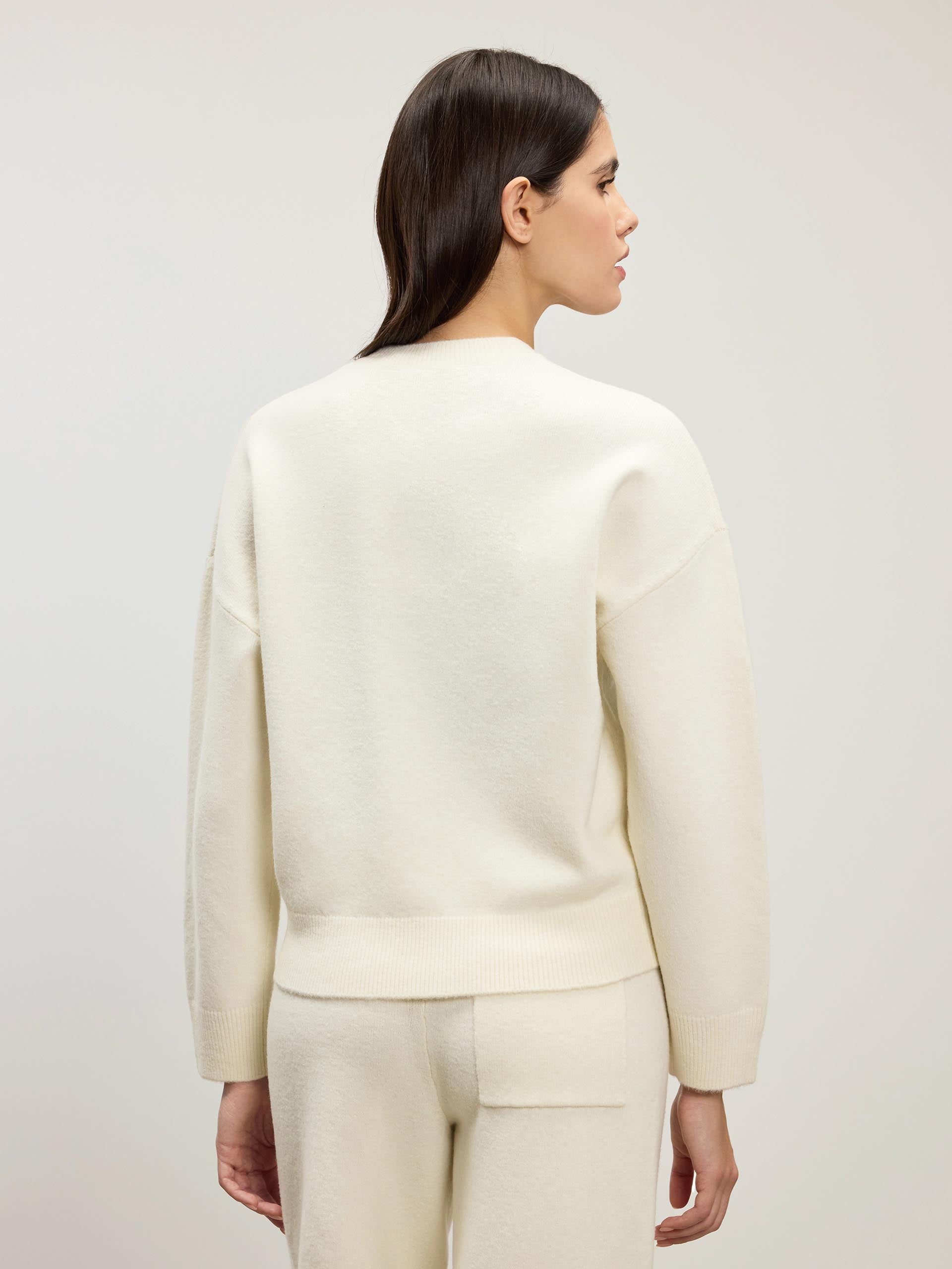 Womens Chunky Wool Sweatshirt in Ecru