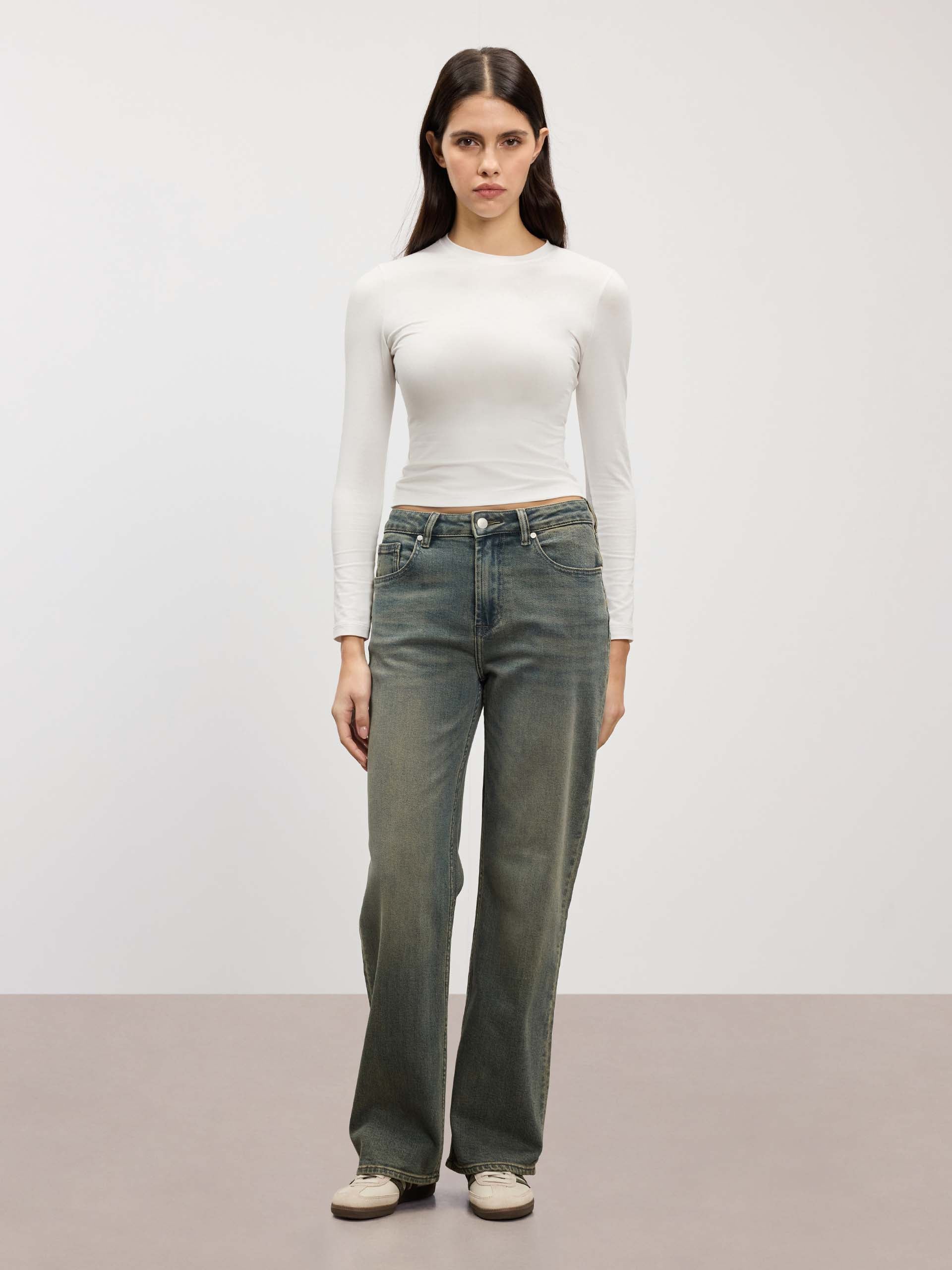 Womens Straight Leg Denim Jeans in Dark Sand