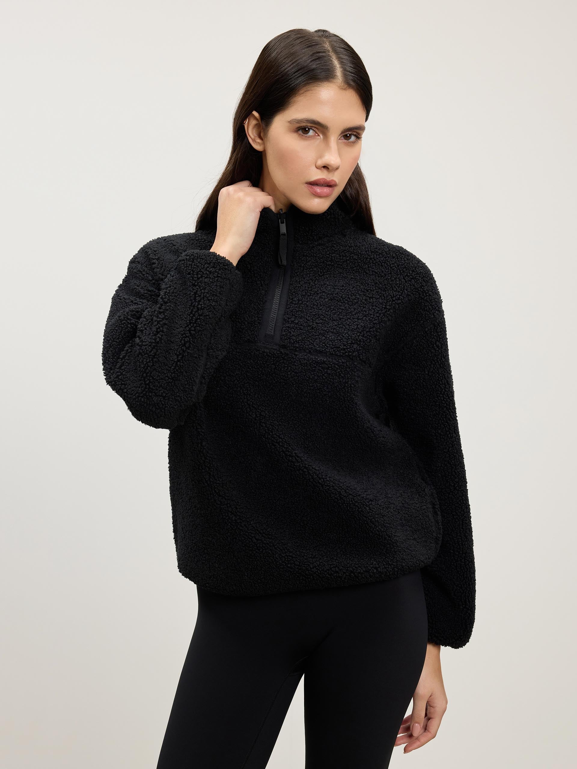 arne basse 女性 Womens Reversible Sherpa Fleece Half Zip in Black | ARNE UK