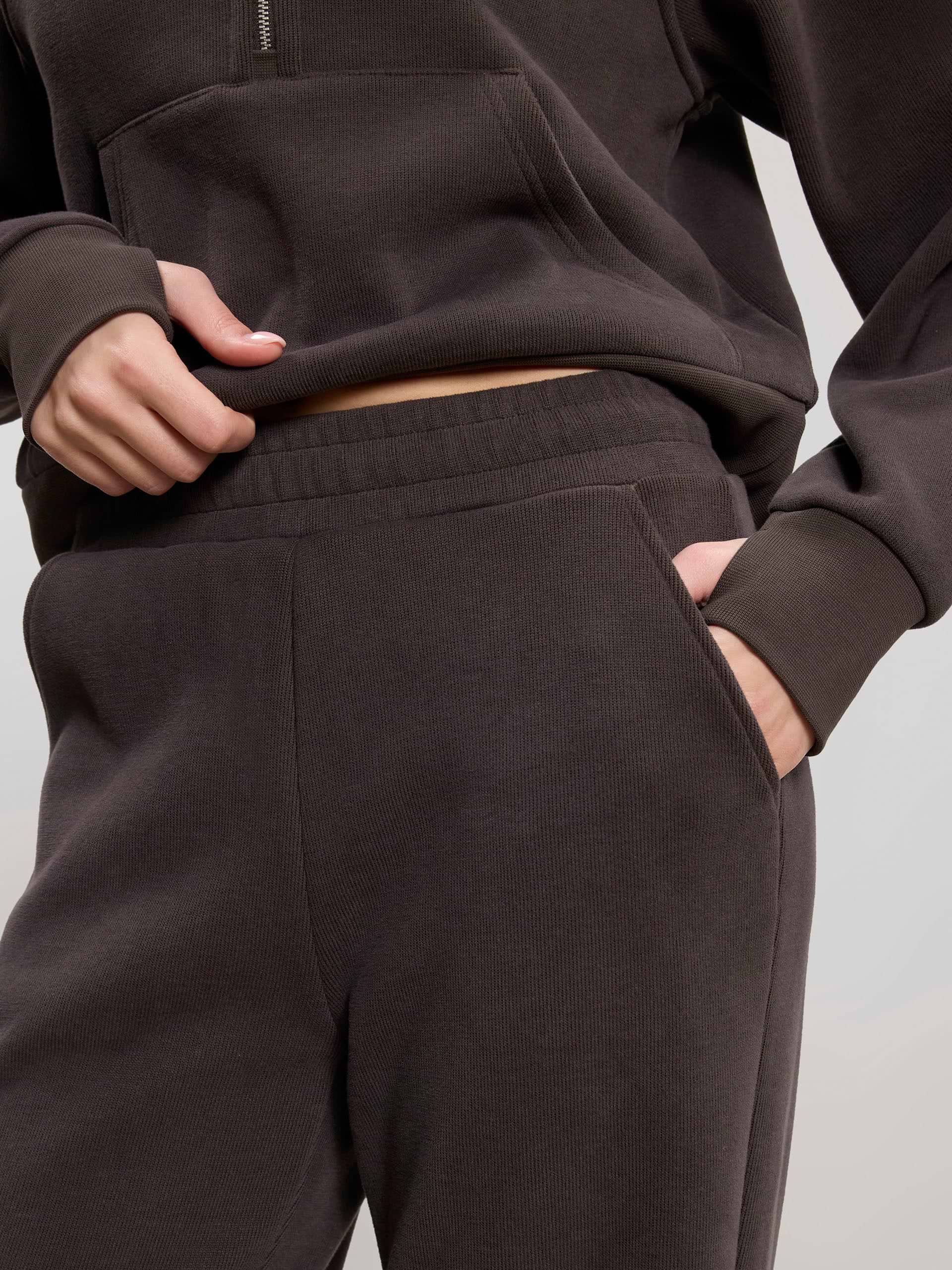 Womens Cosy Fleece Straight Leg Jogger in Brown