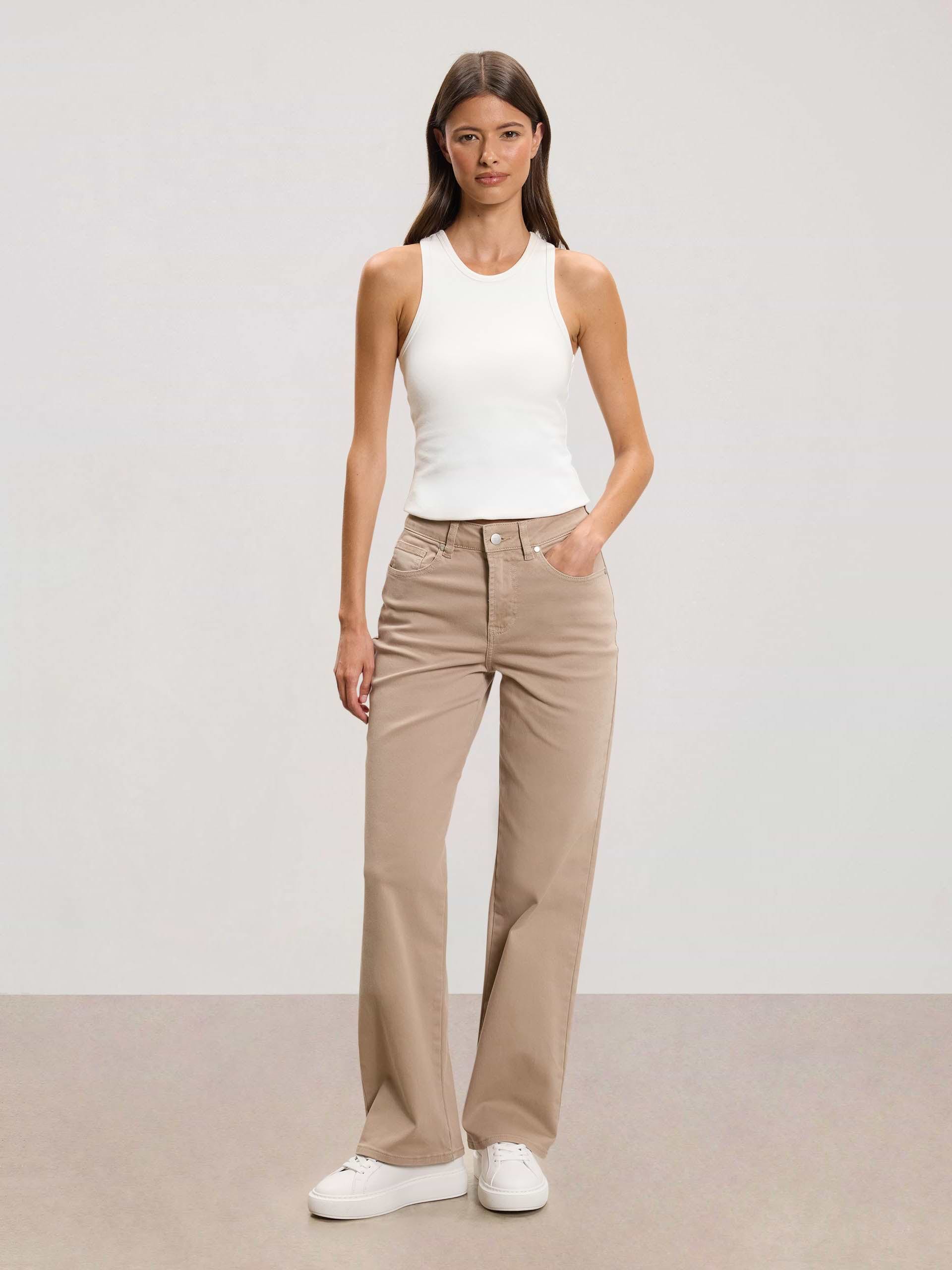 Womens Straight Leg Denim Jeans in Dark Stone