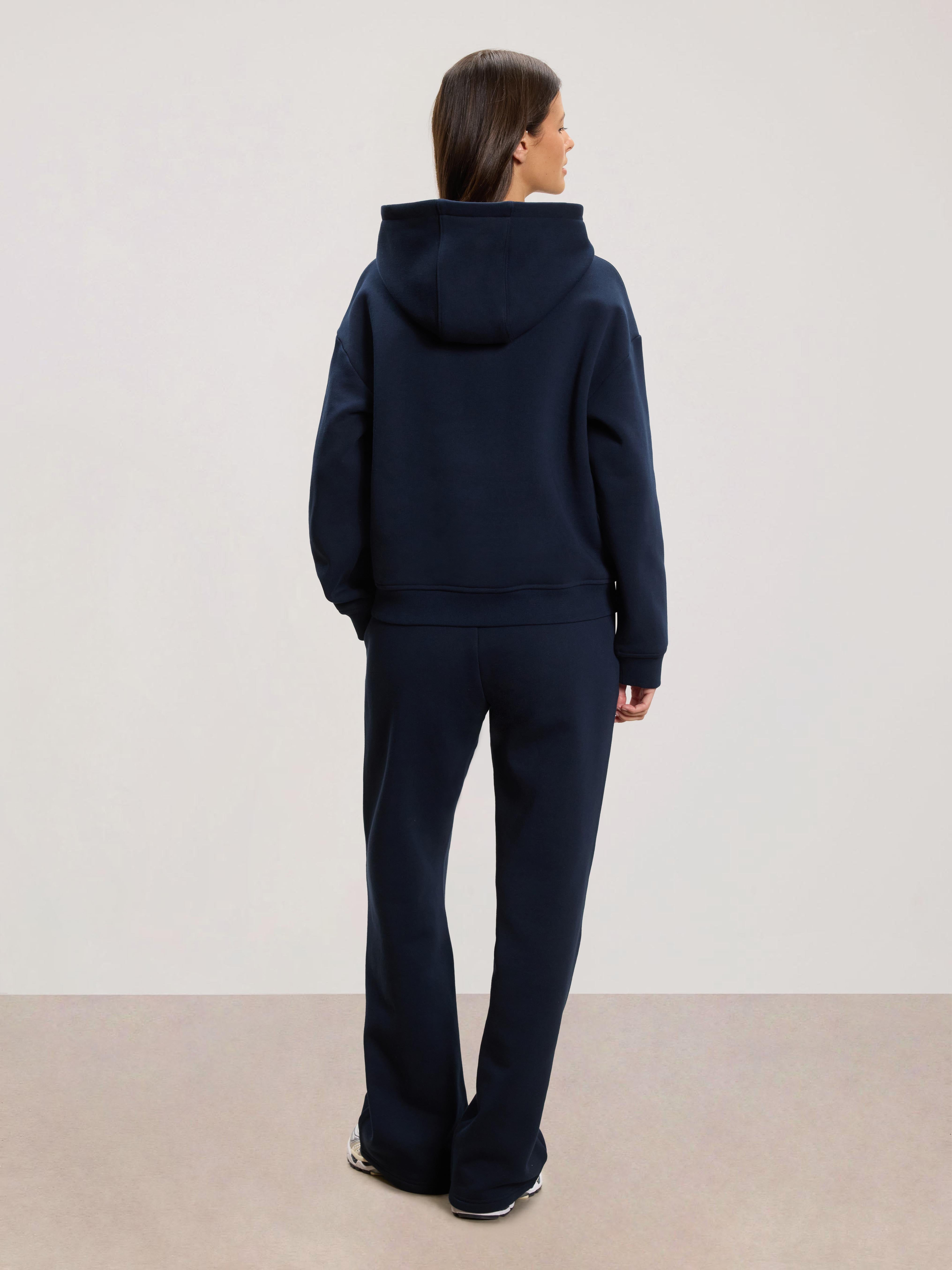 Womens Relaxed Straight Leg Jogger in Navy