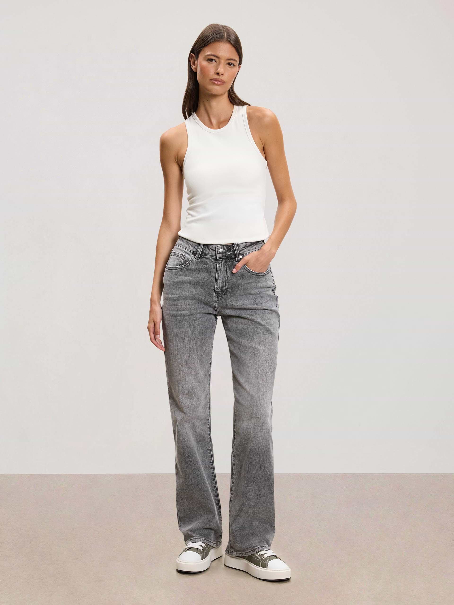 Womens Straight Leg Denim Jeans in Grey Wash