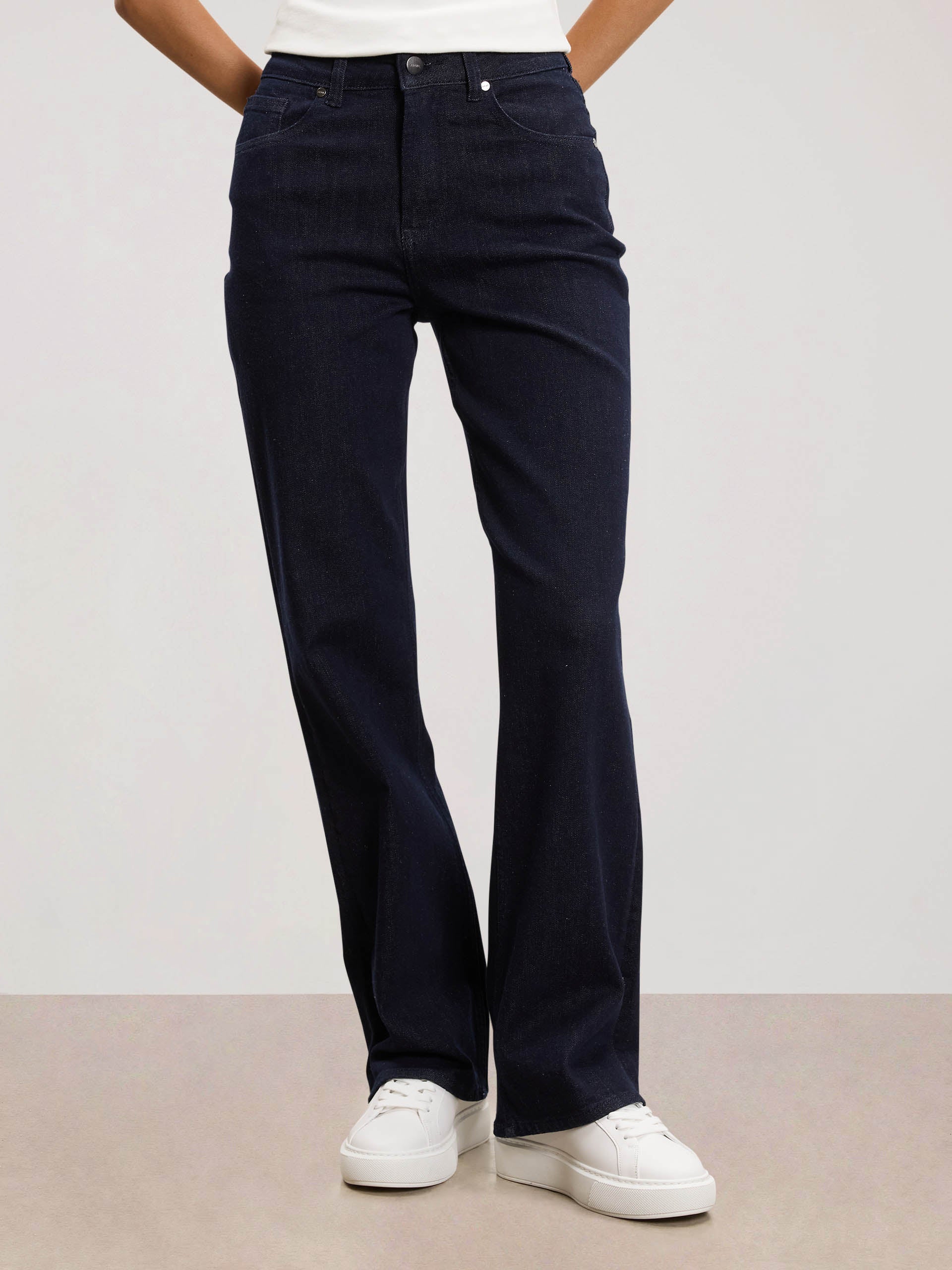 Womens Straight Leg Denim Jeans in Solid Dark Blue