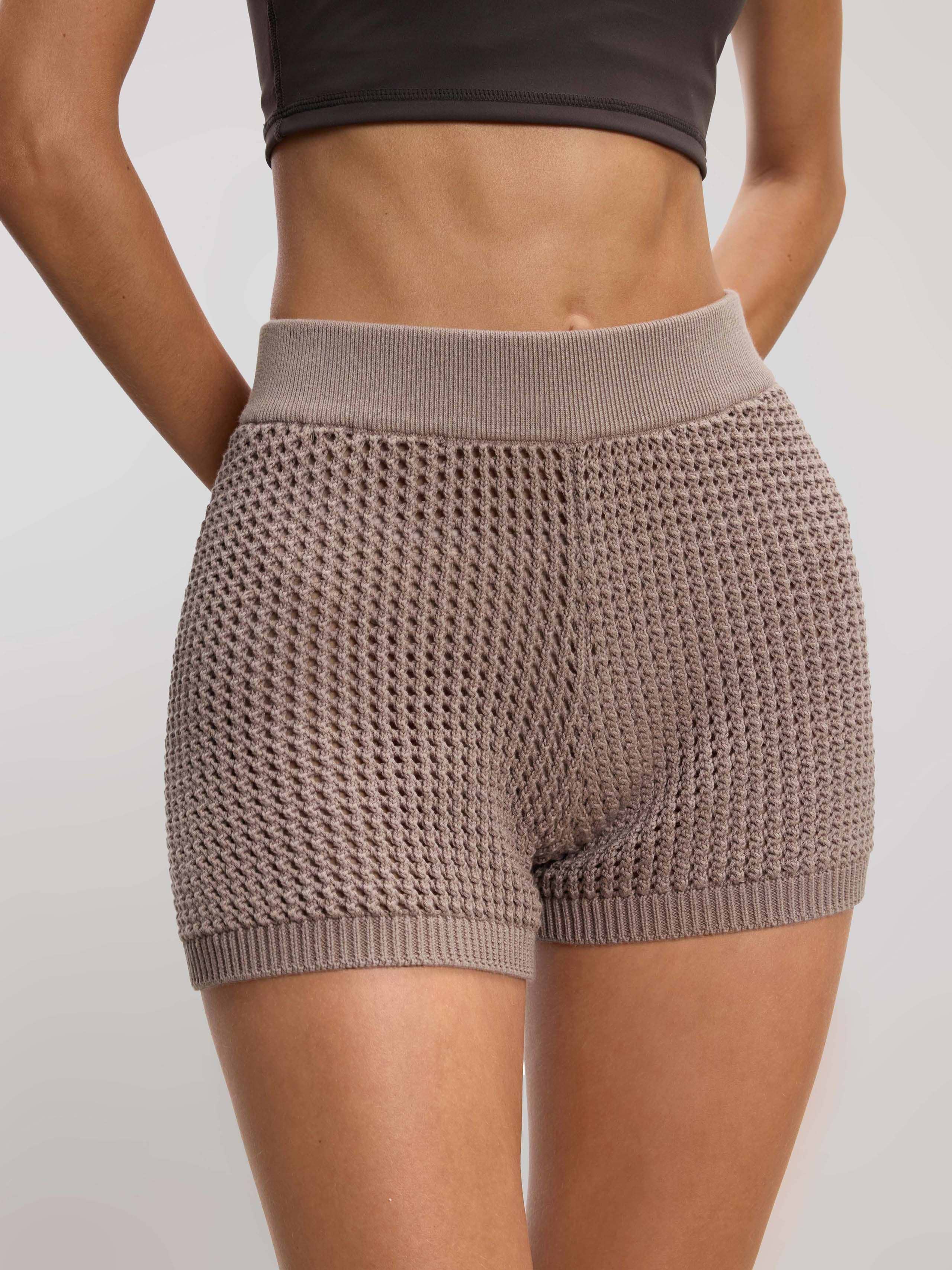 Womens Crochet Short in Taupe