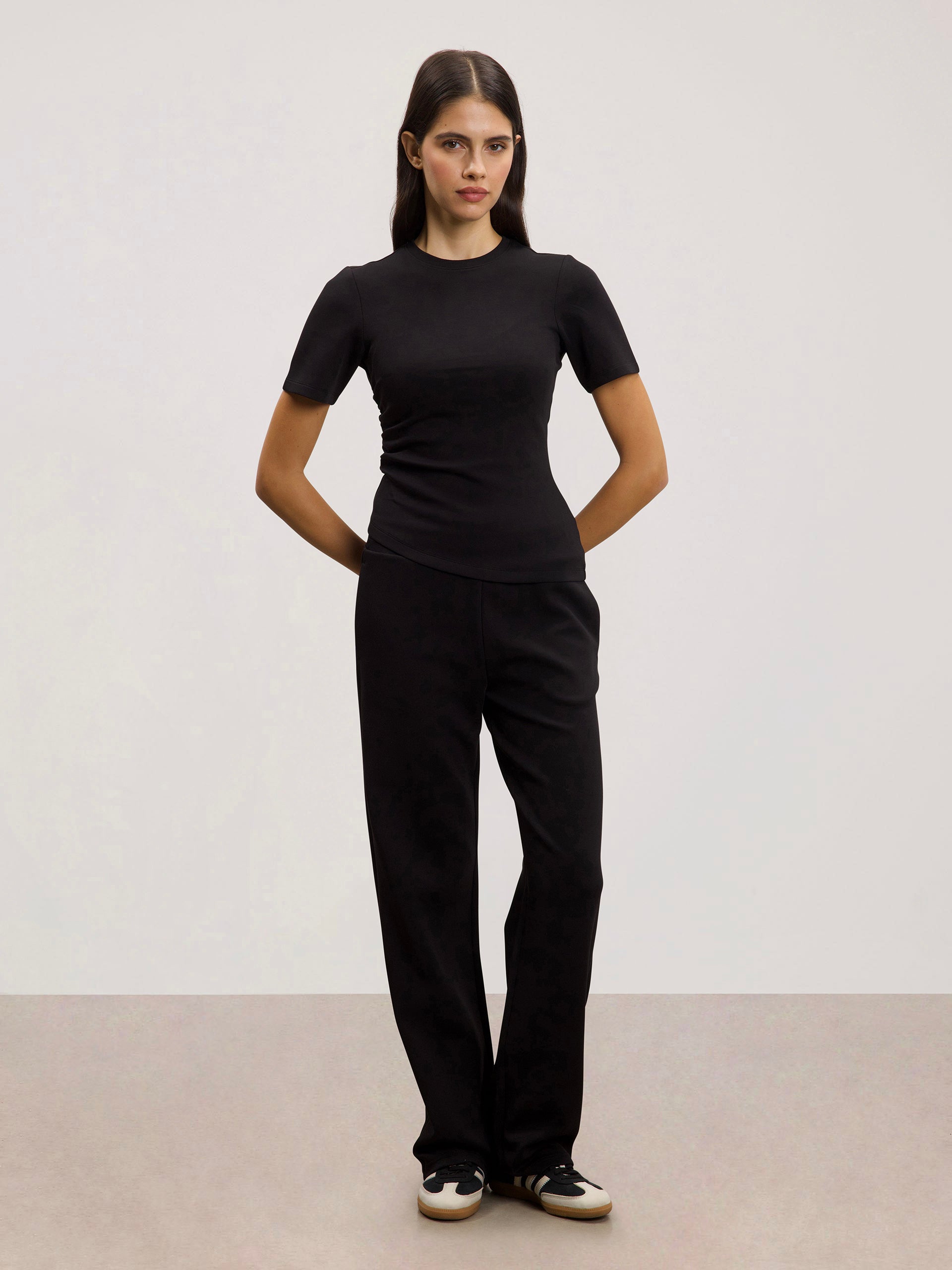 Womens Luxe Fitted Waist T-Shirt in Black
