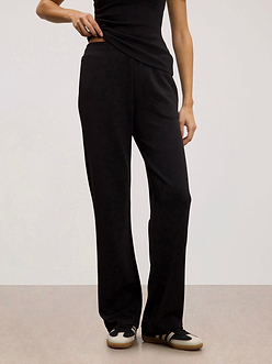Womens Luxe Straight Leg Jogger in Black