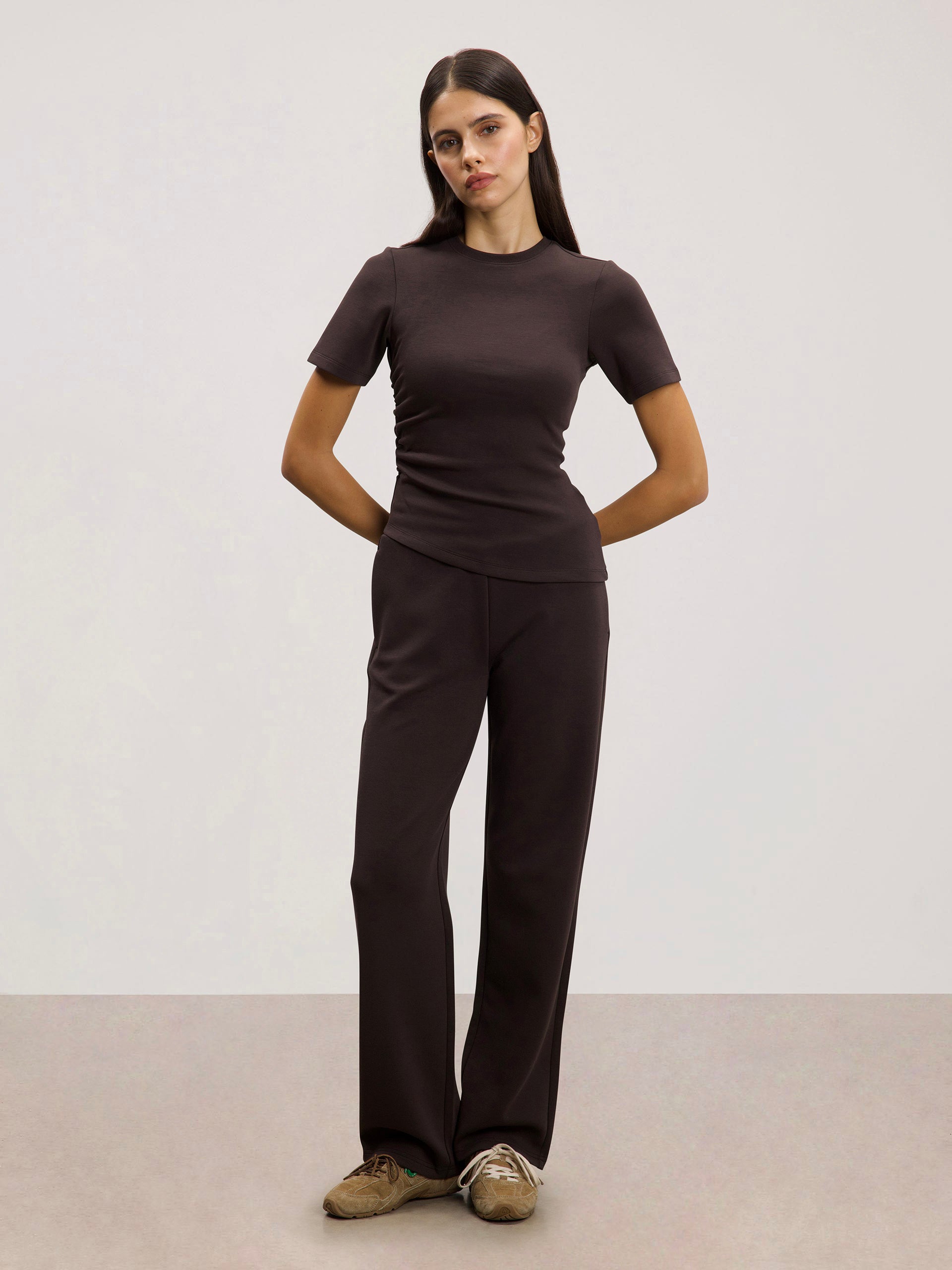 Womens Luxe Straight Leg Jogger in Brown