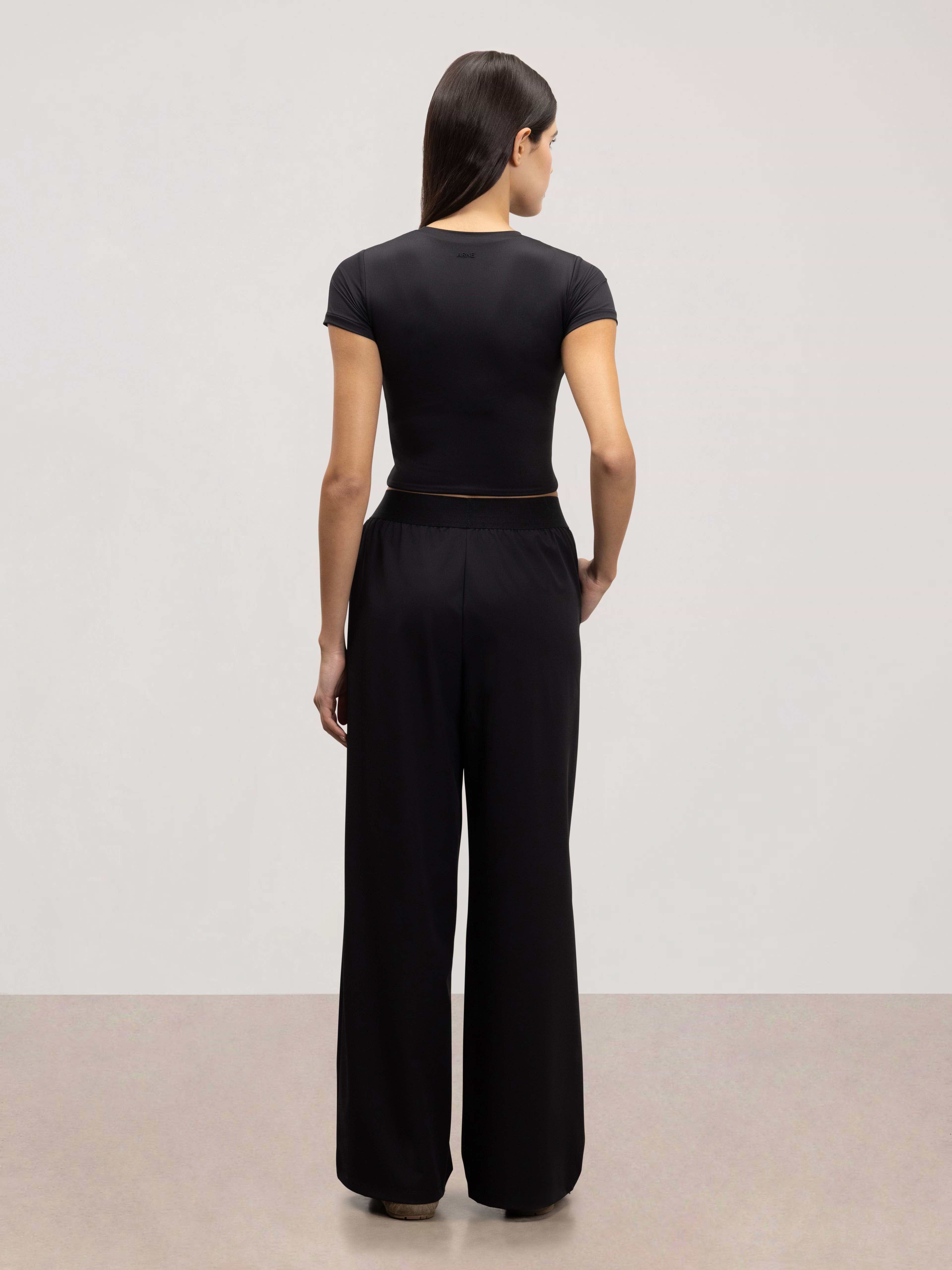 Womens Elasticated Waistband Trouser in Black