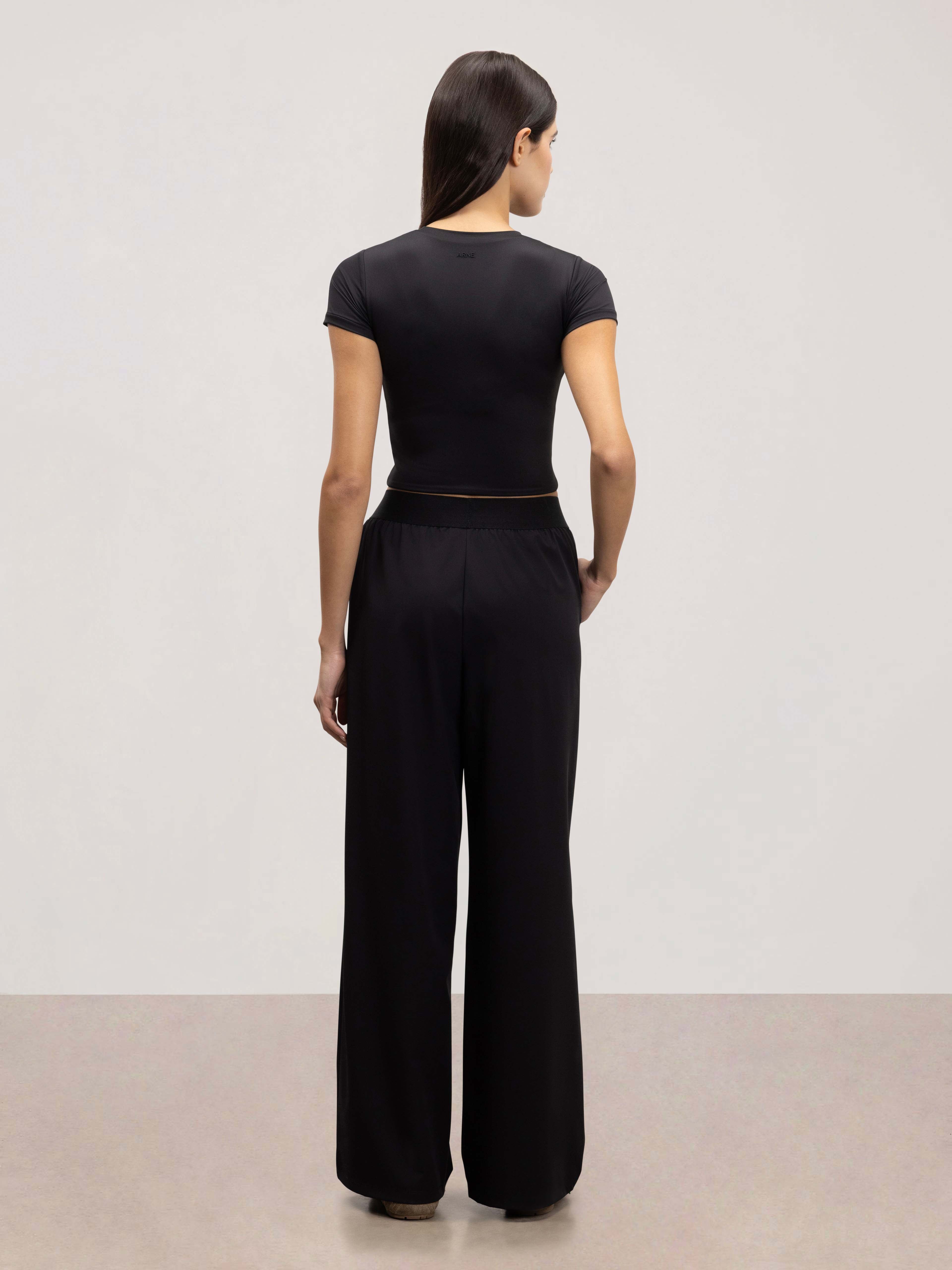 Womens Elasticated Waistband Trouser in Black