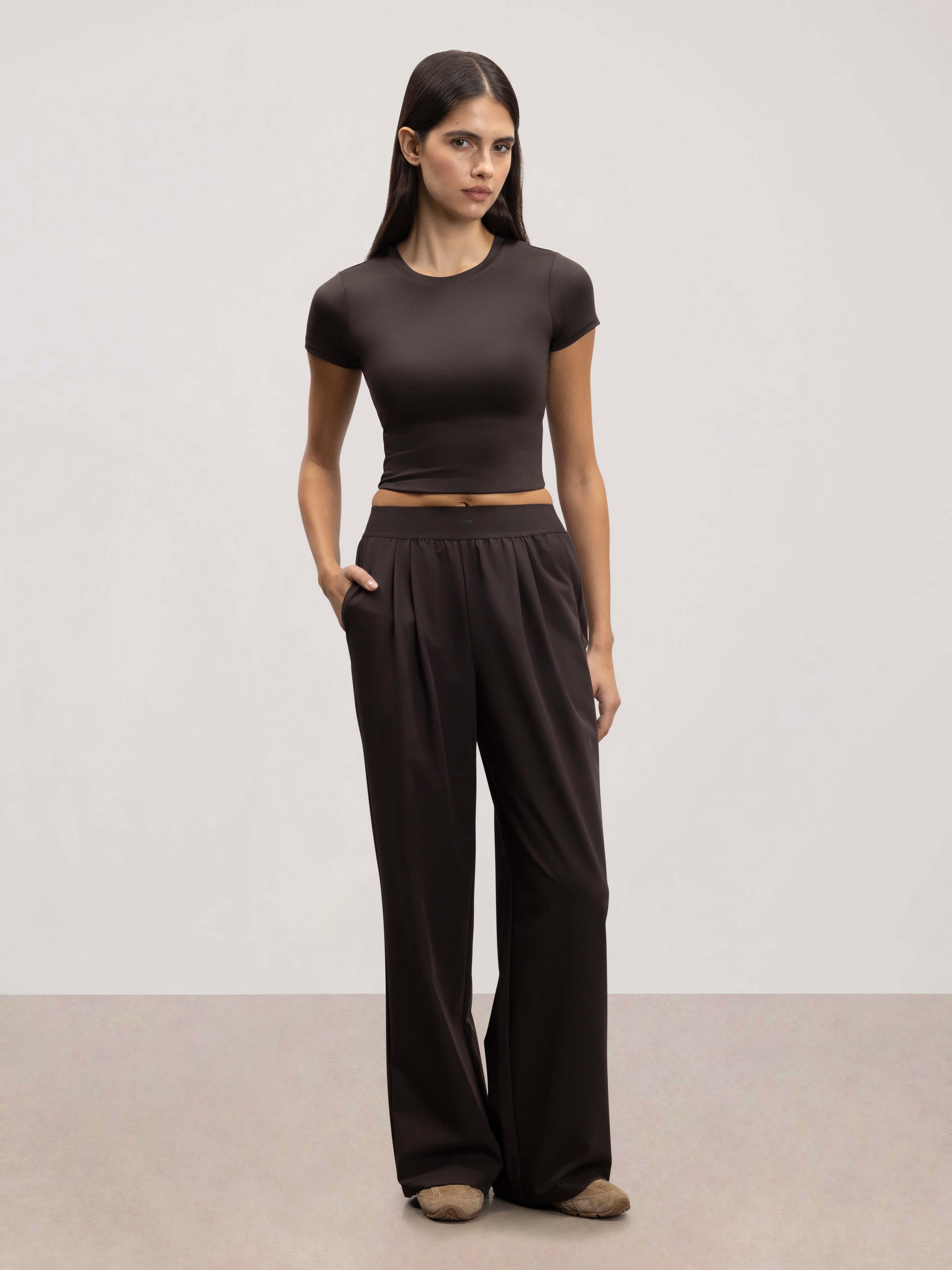 Womens Elasticated Waistband Trouser in Brown