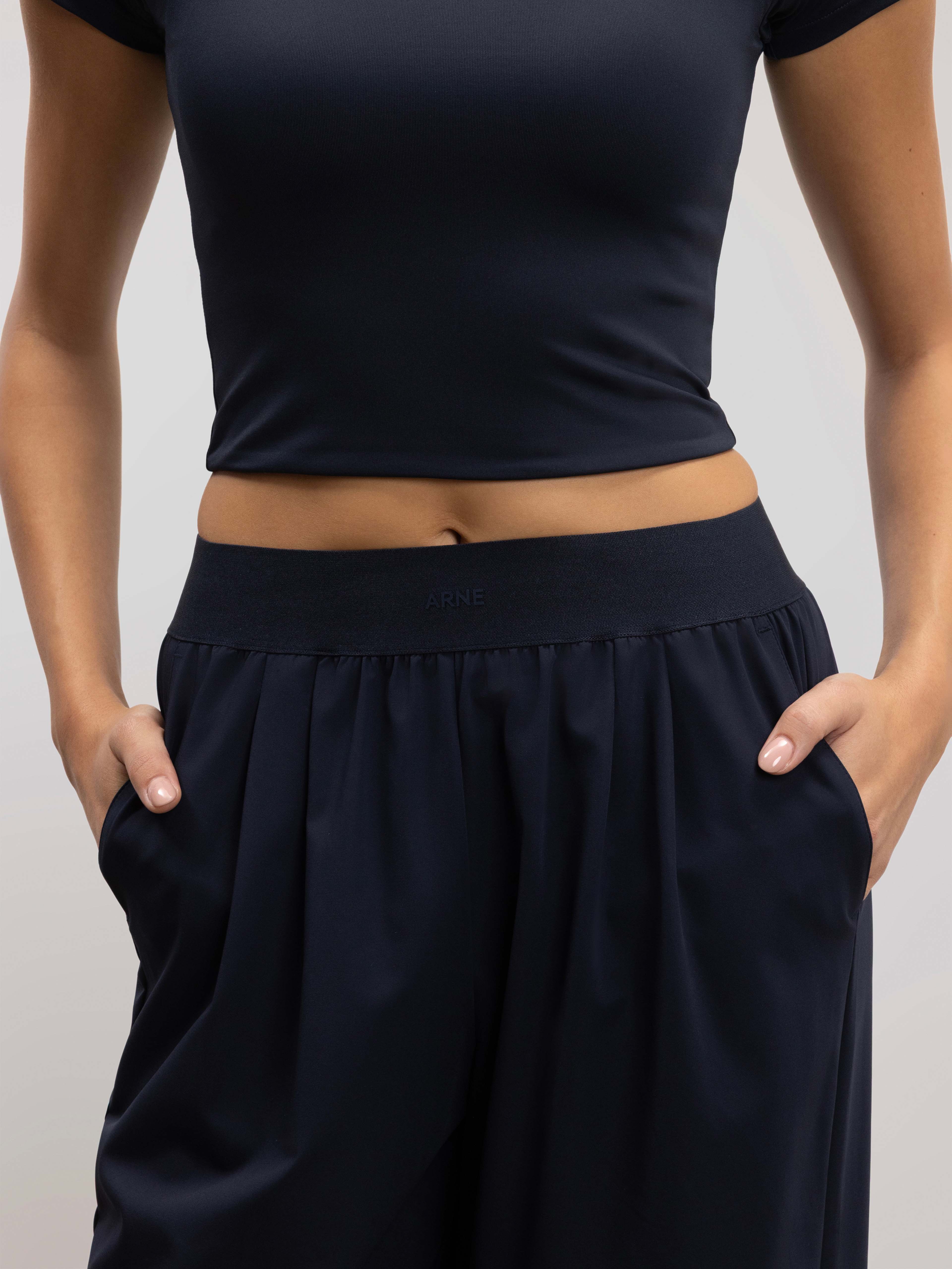 Womens Elasticated Waistband Trouser in Navy