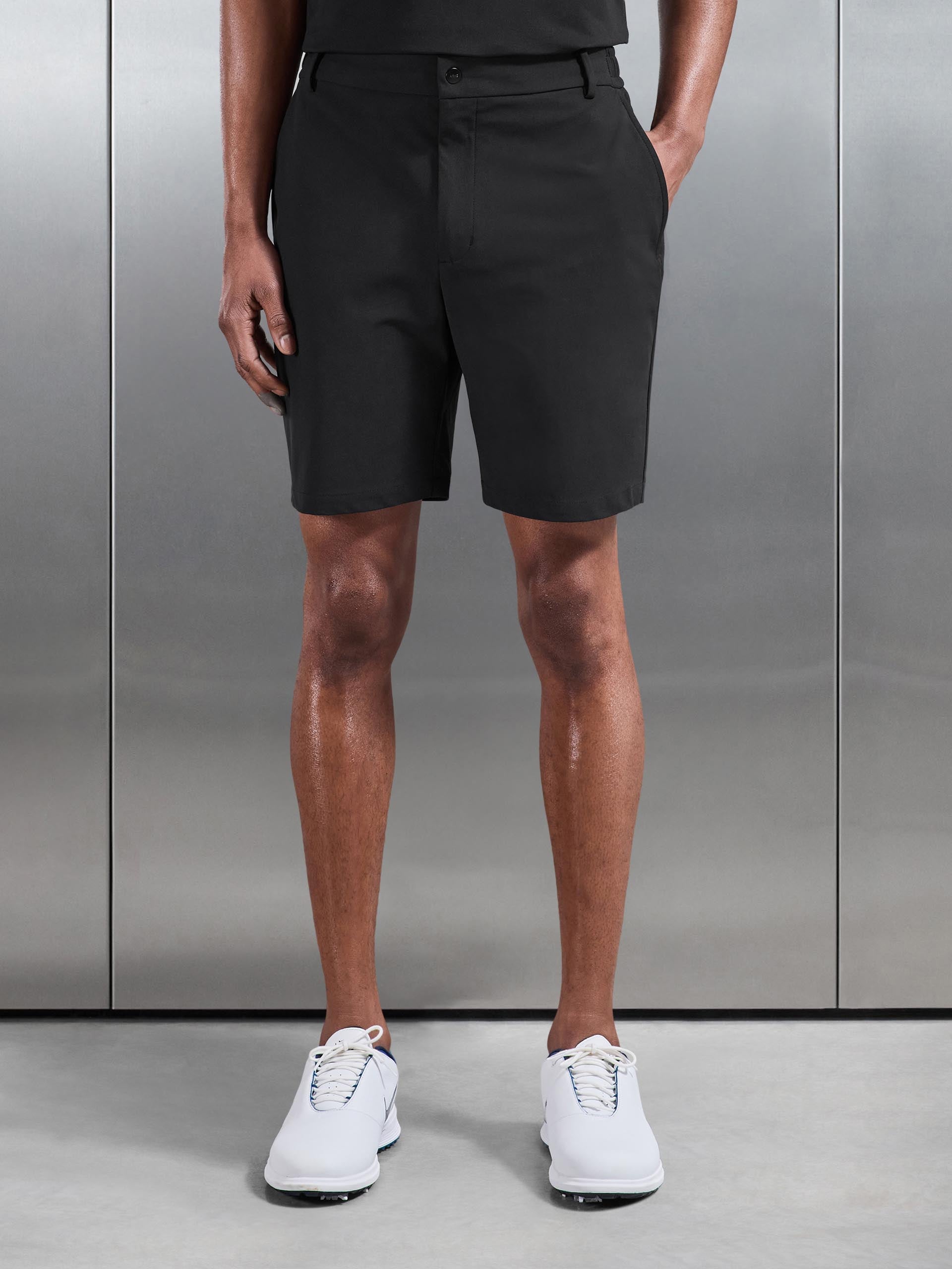 Golf Short in Black