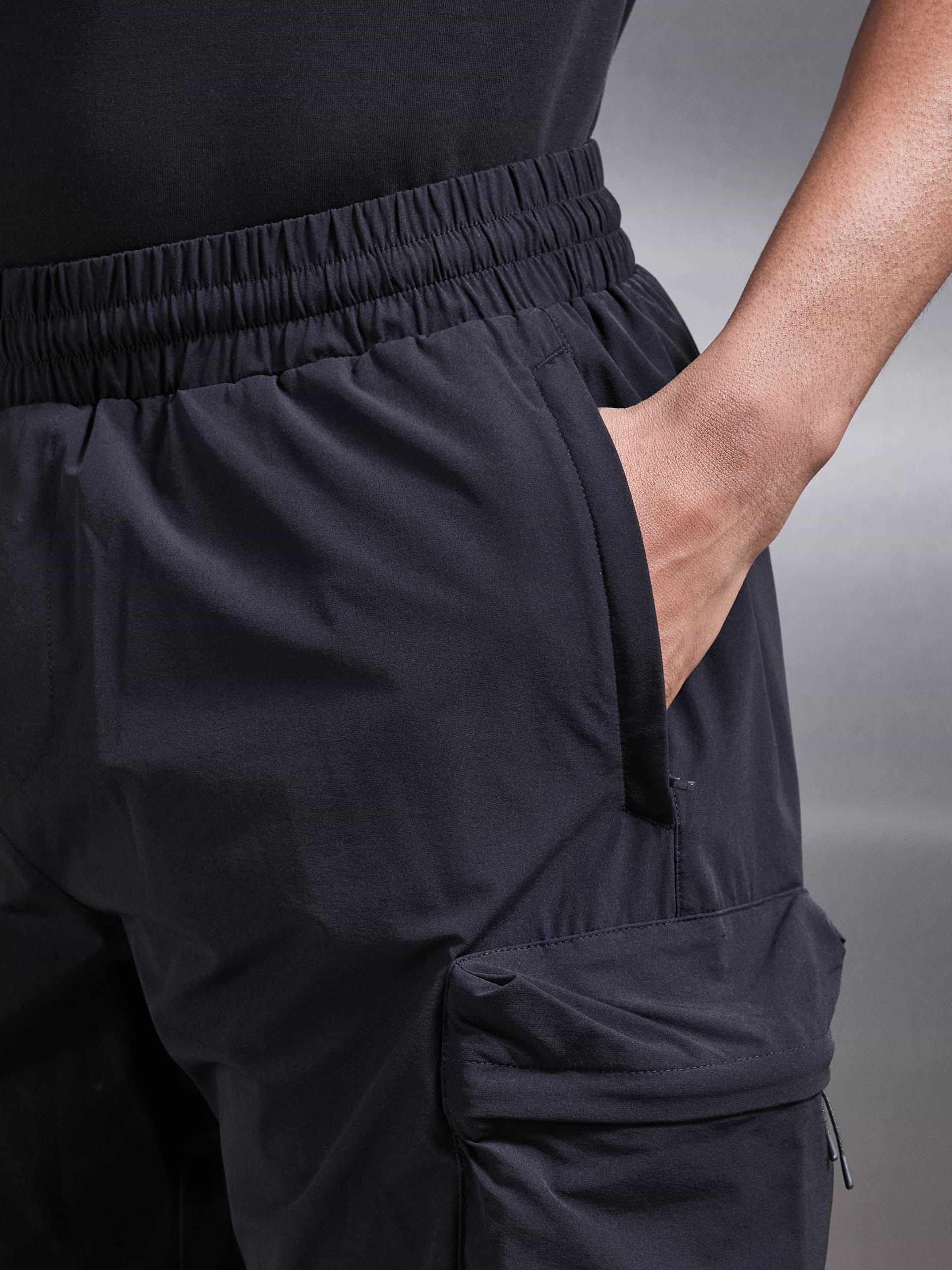 3D Pocket Cargo Short in Black