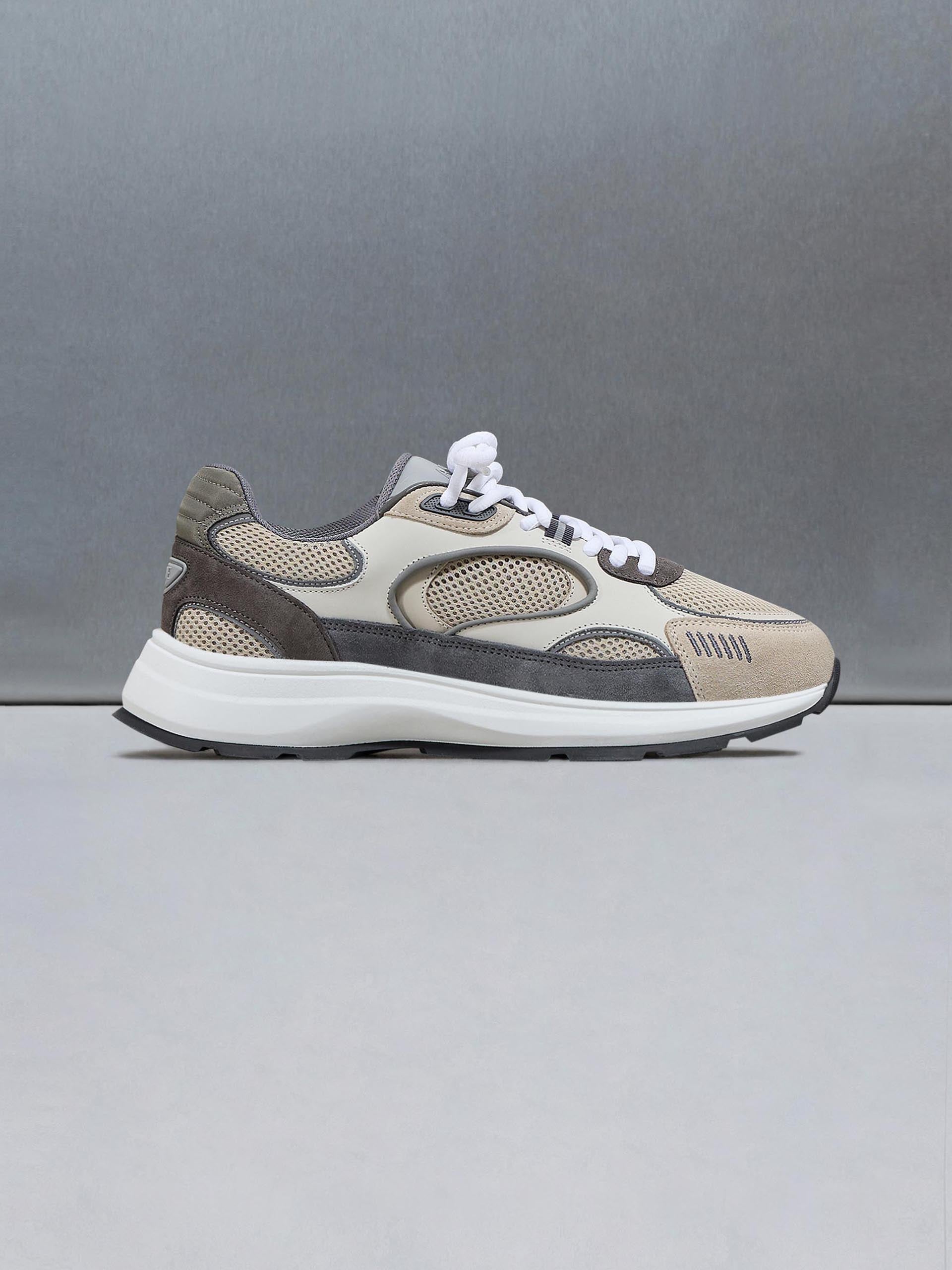 Circuit Trainer in Safari