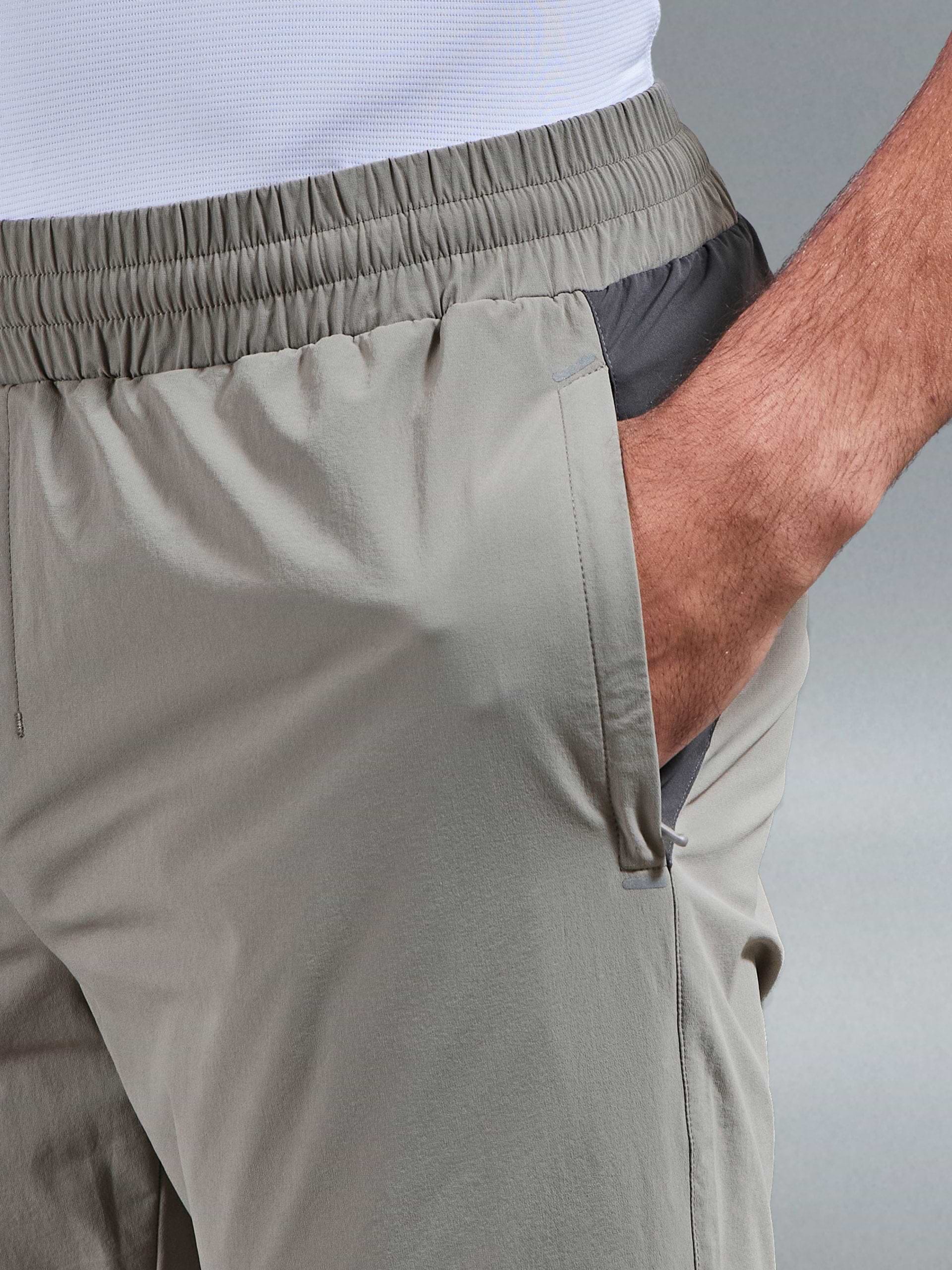 Active Colour Block Trackpant in Taupe