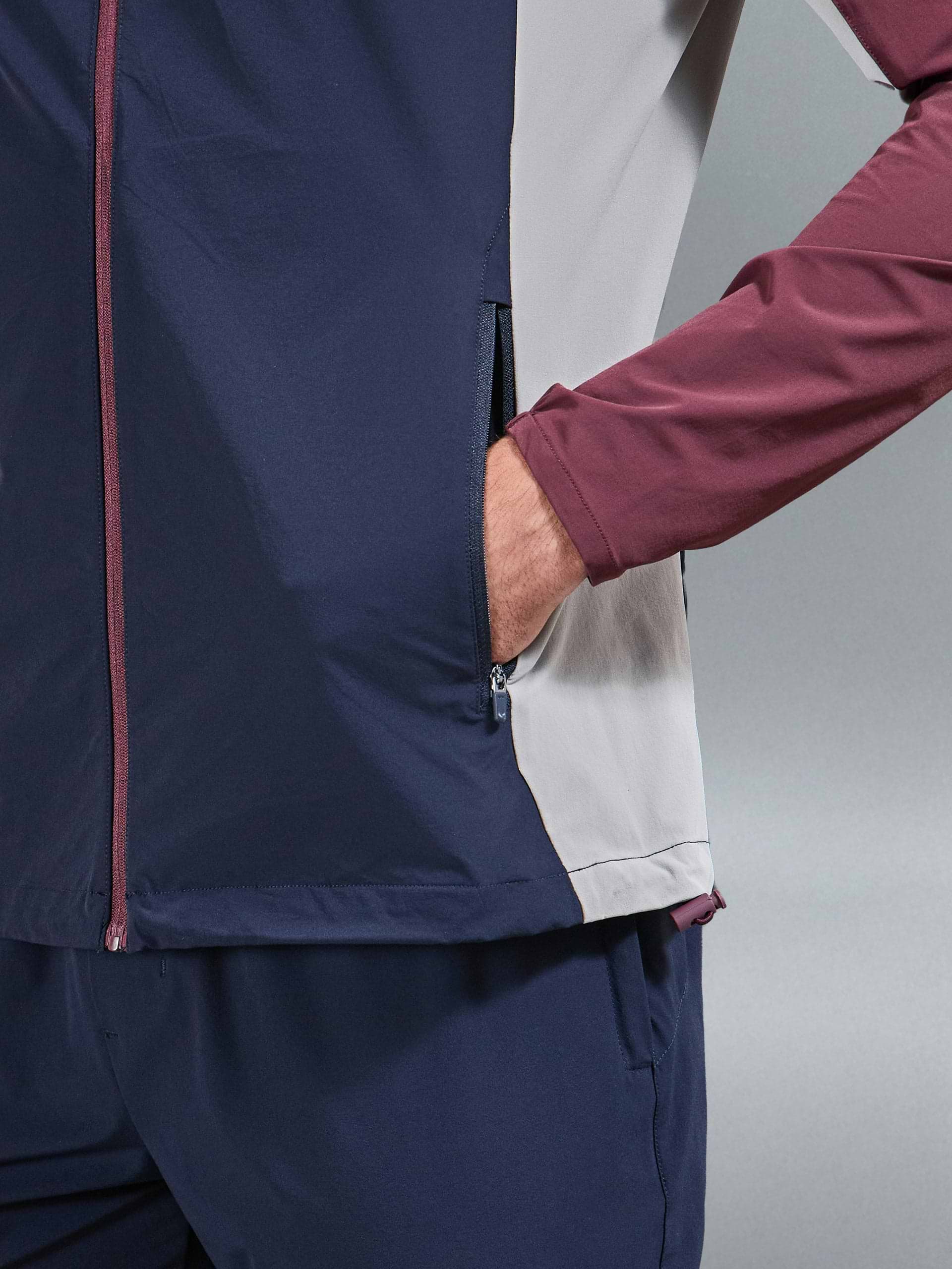 Active Colour Block Windbreaker in Burgundy