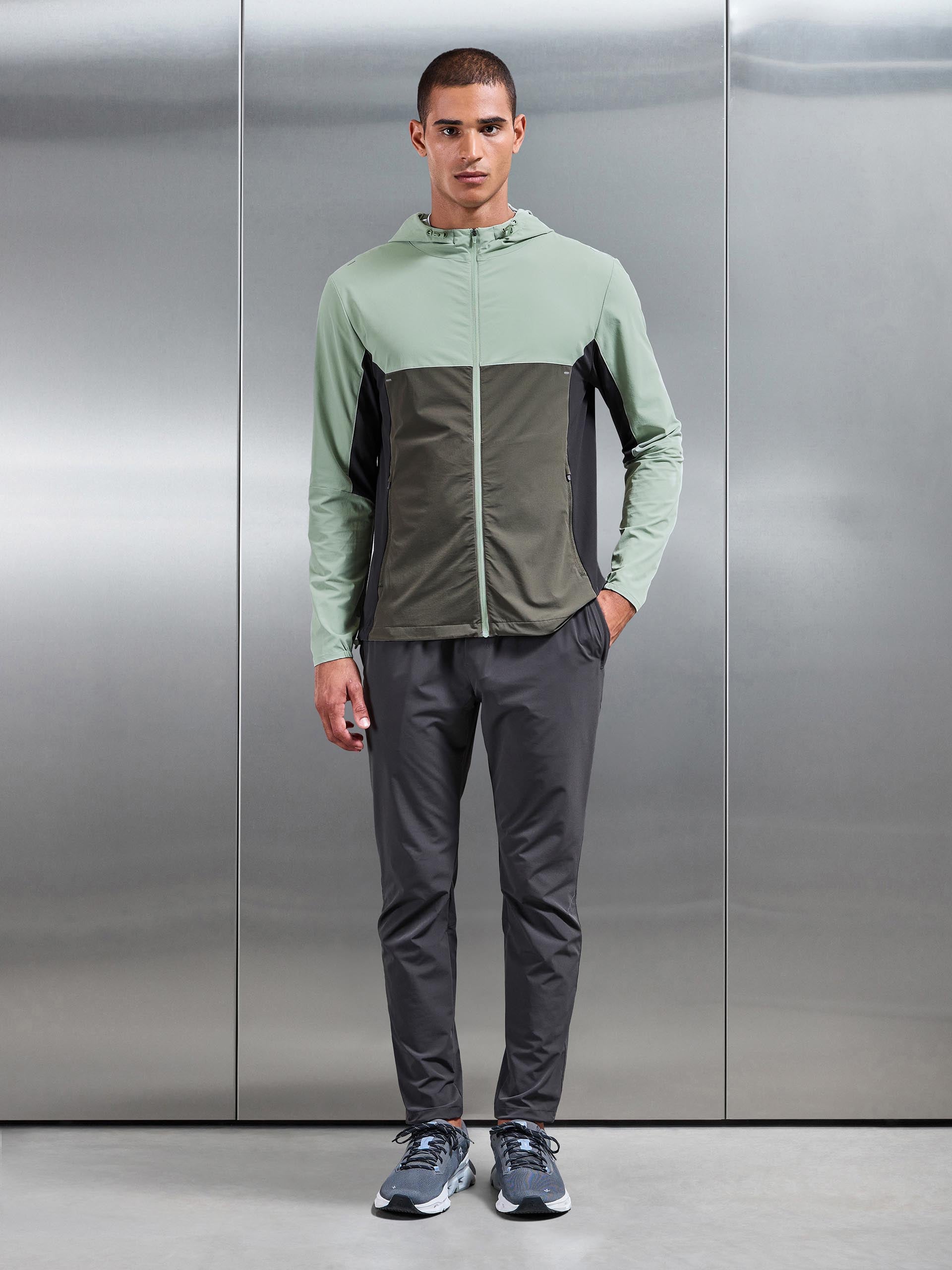 Active Colour Block Windbreaker in Olive