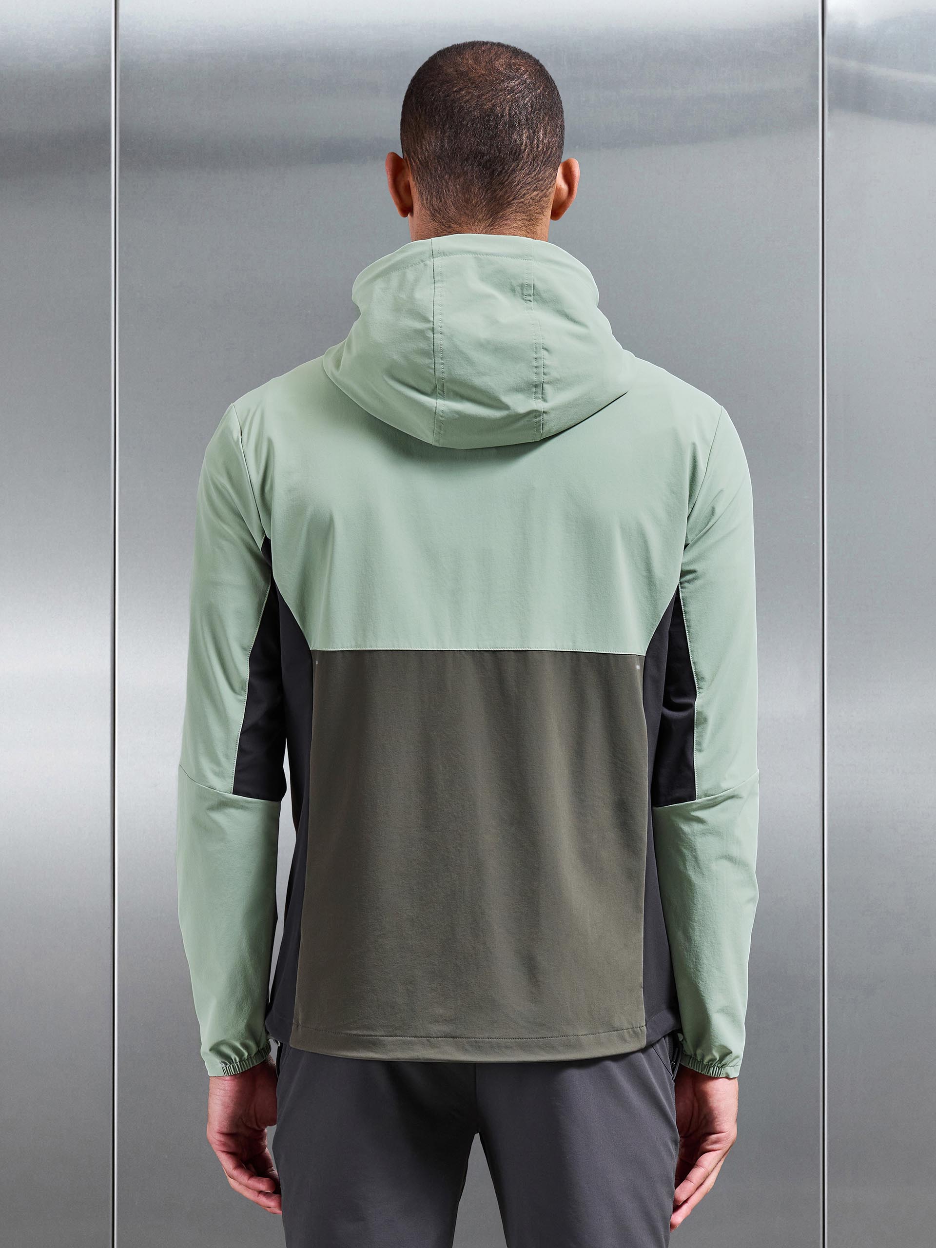 Active Colour Block Windbreaker in Olive