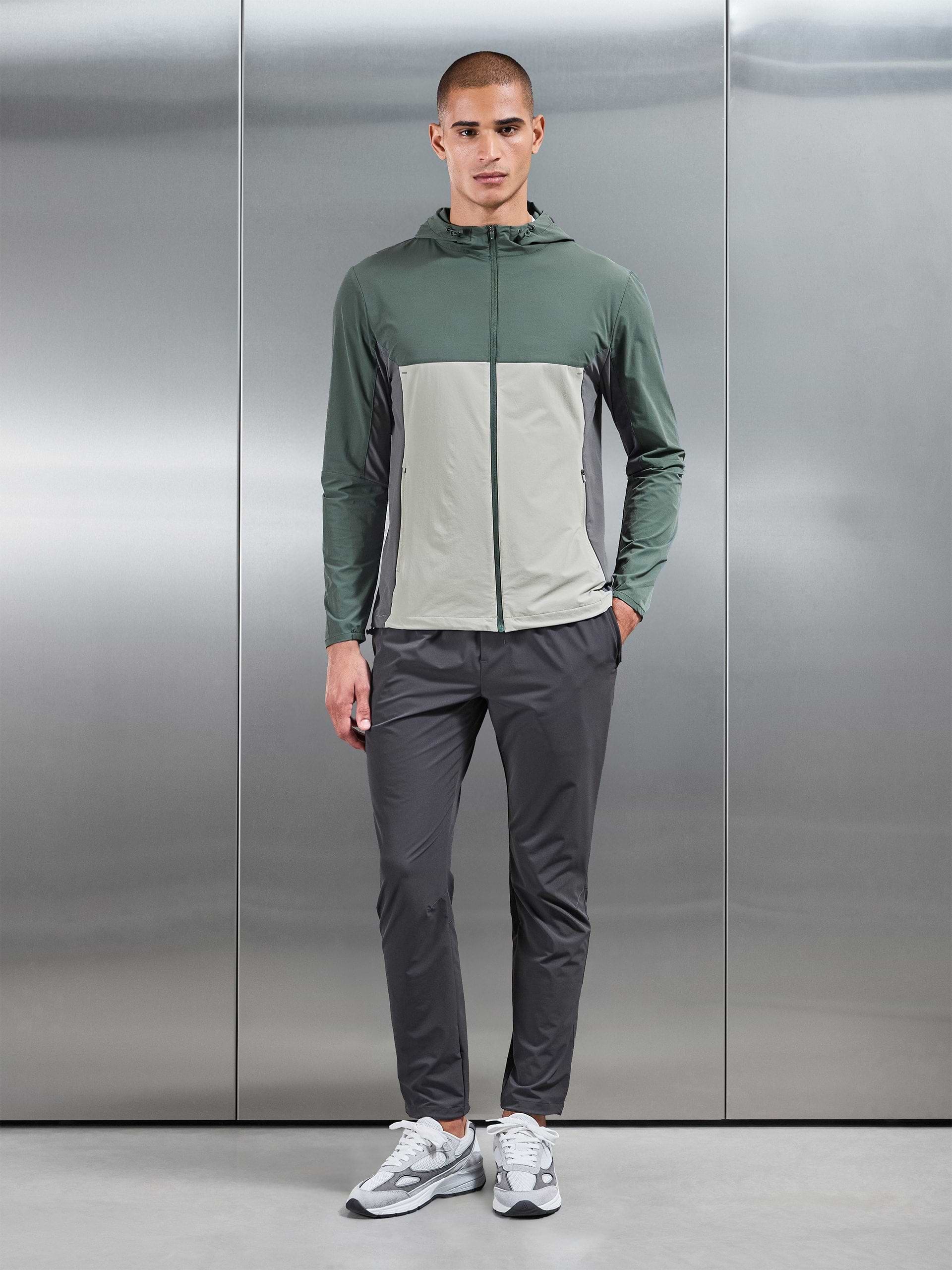 Active Colour Block Windbreaker in Rich Green