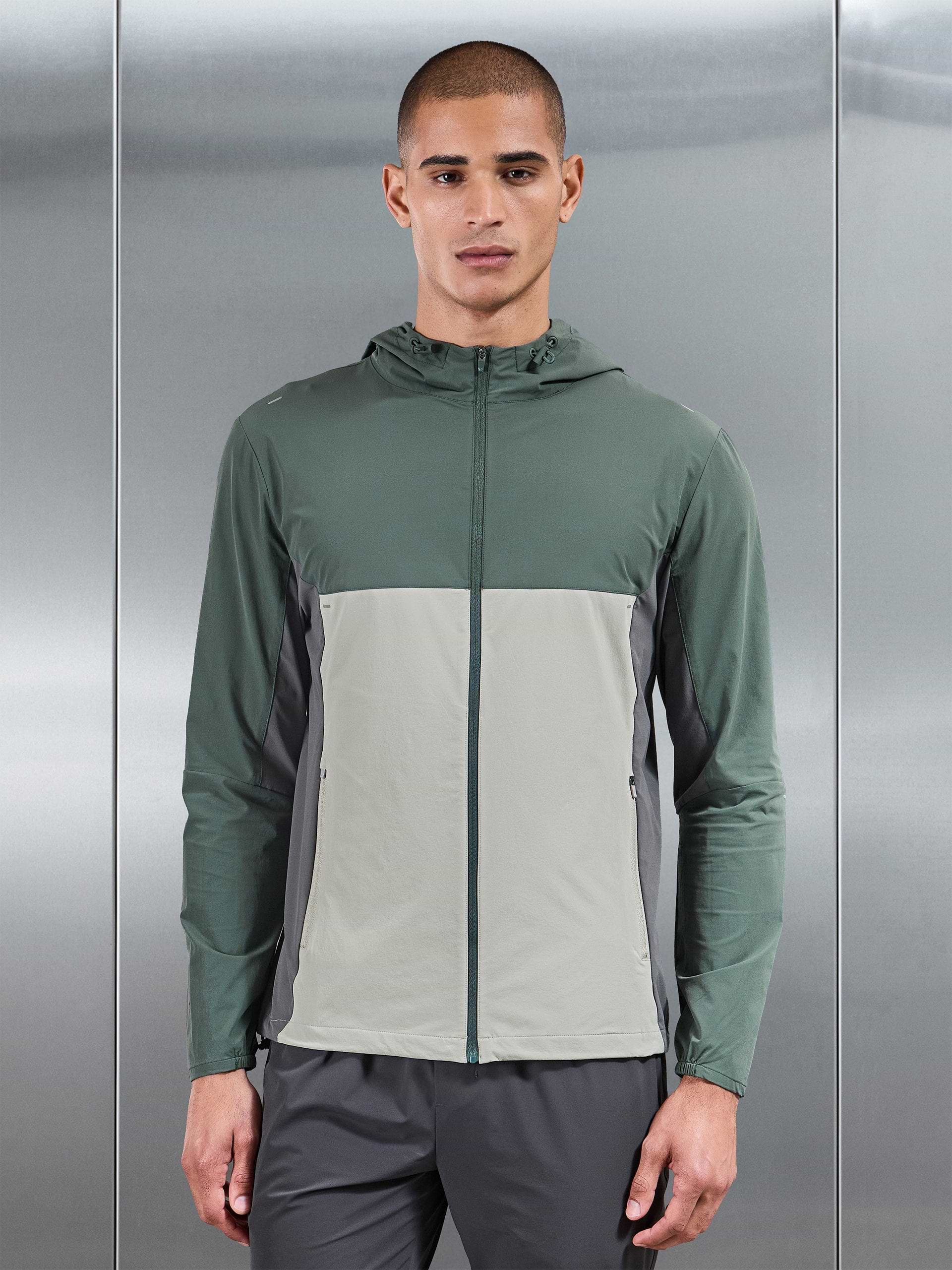 Active Colour Block Windbreaker in Rich Green