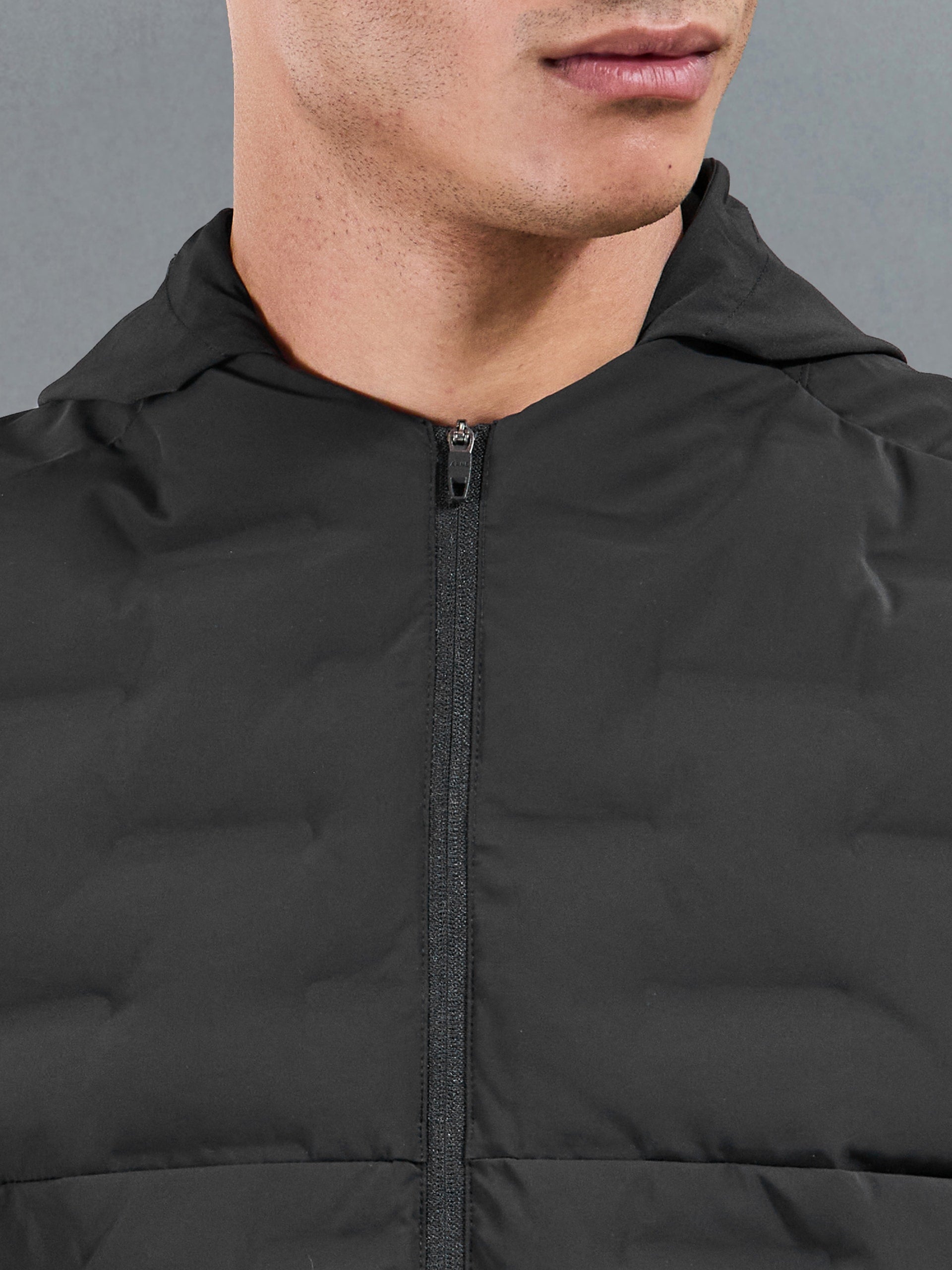 Active Gilet in Black