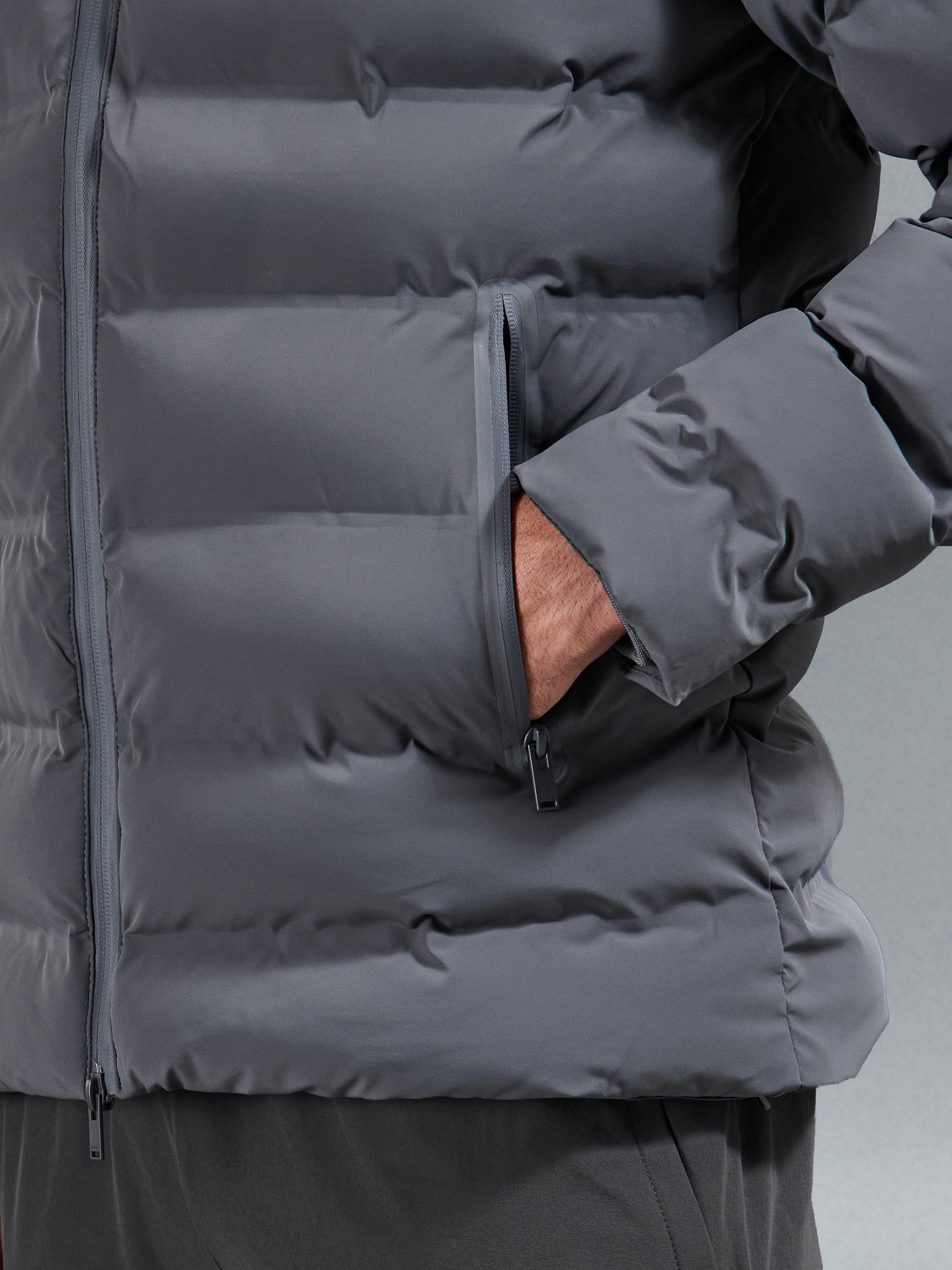 Active Puffer Jacket in Grey