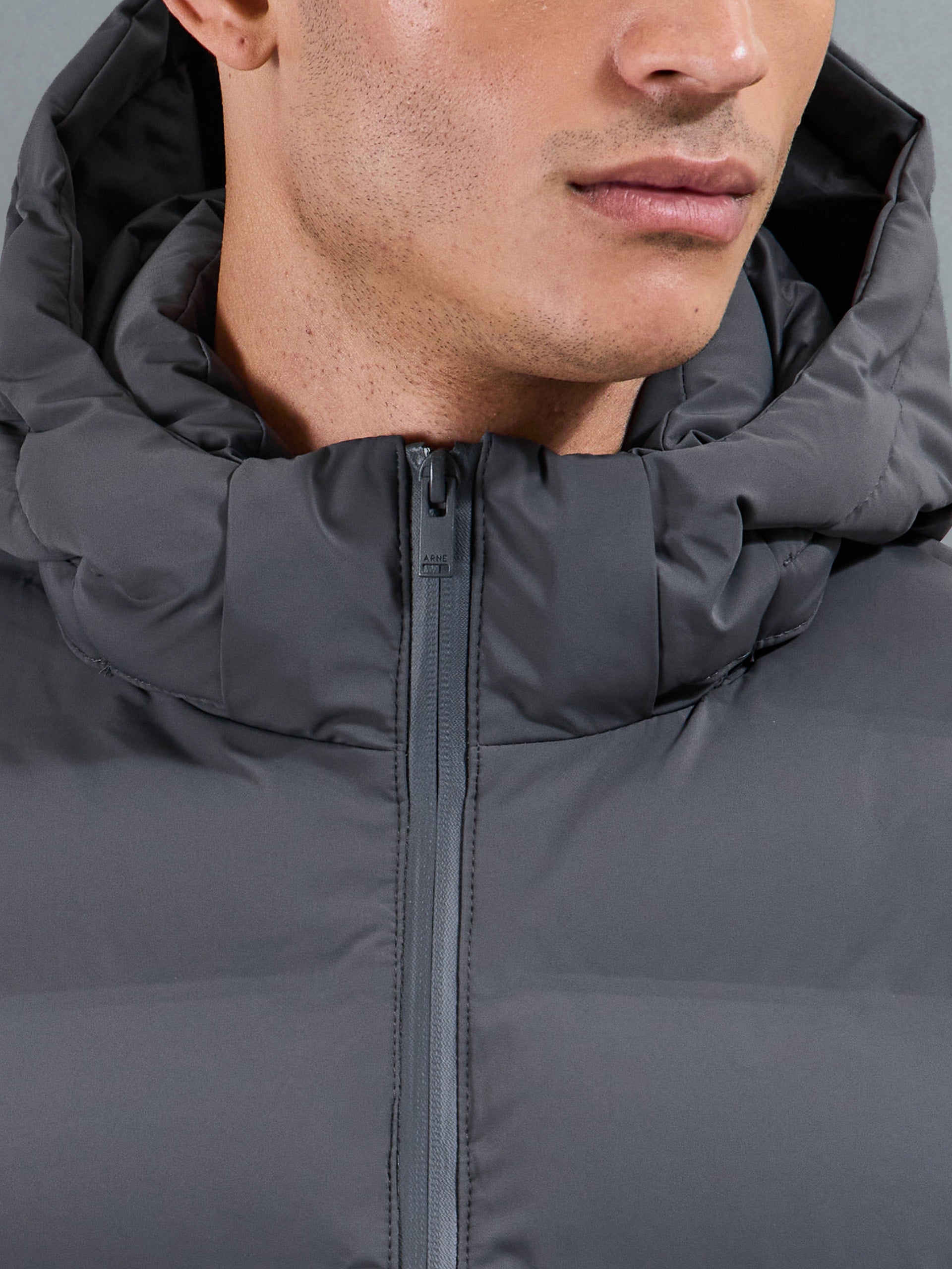 Active Puffer Jacket in Grey