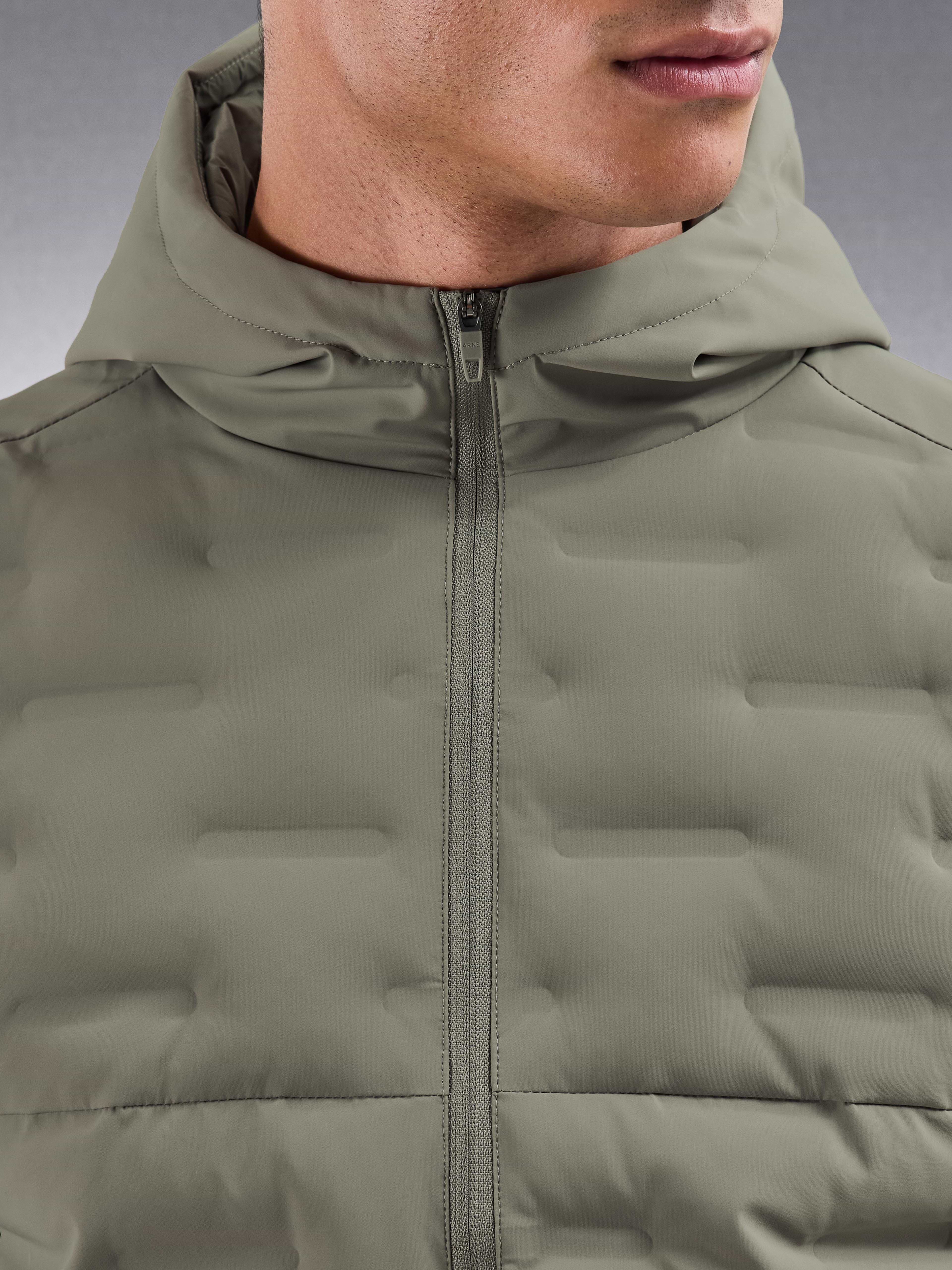 Active Quilted Windbreaker in Sage