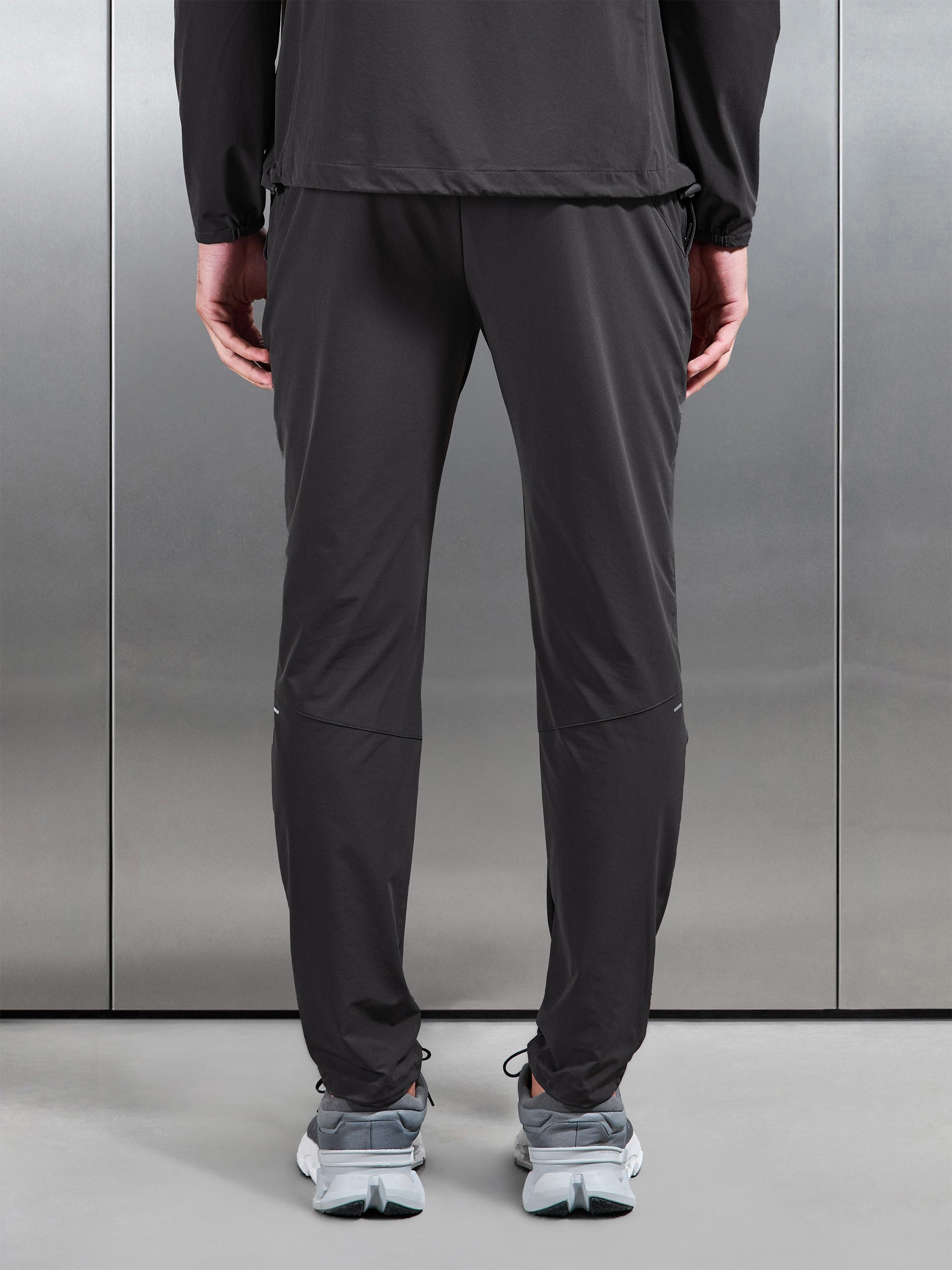 Active Trackpant in Grey