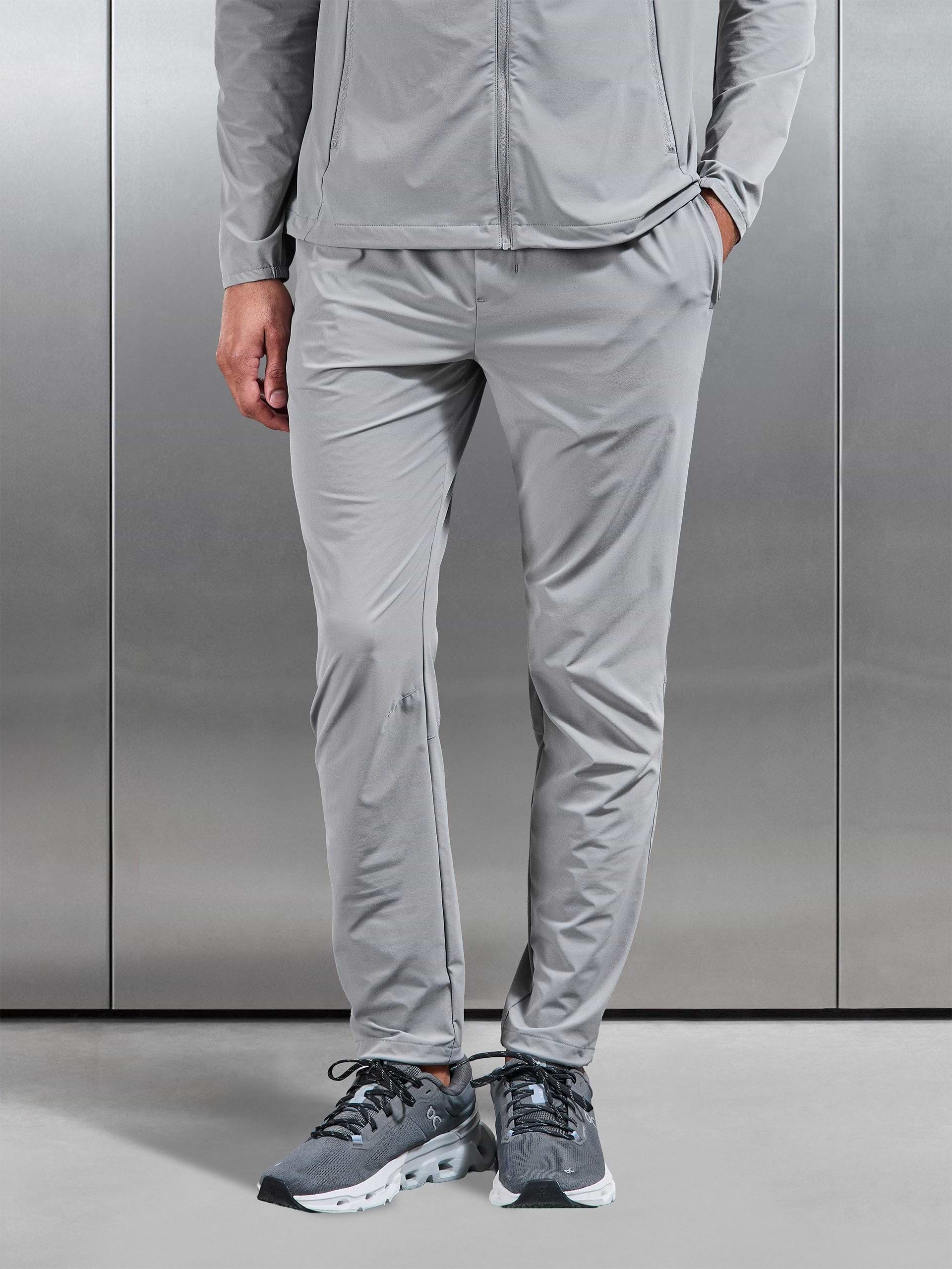 Active Trackpant in Mid Grey