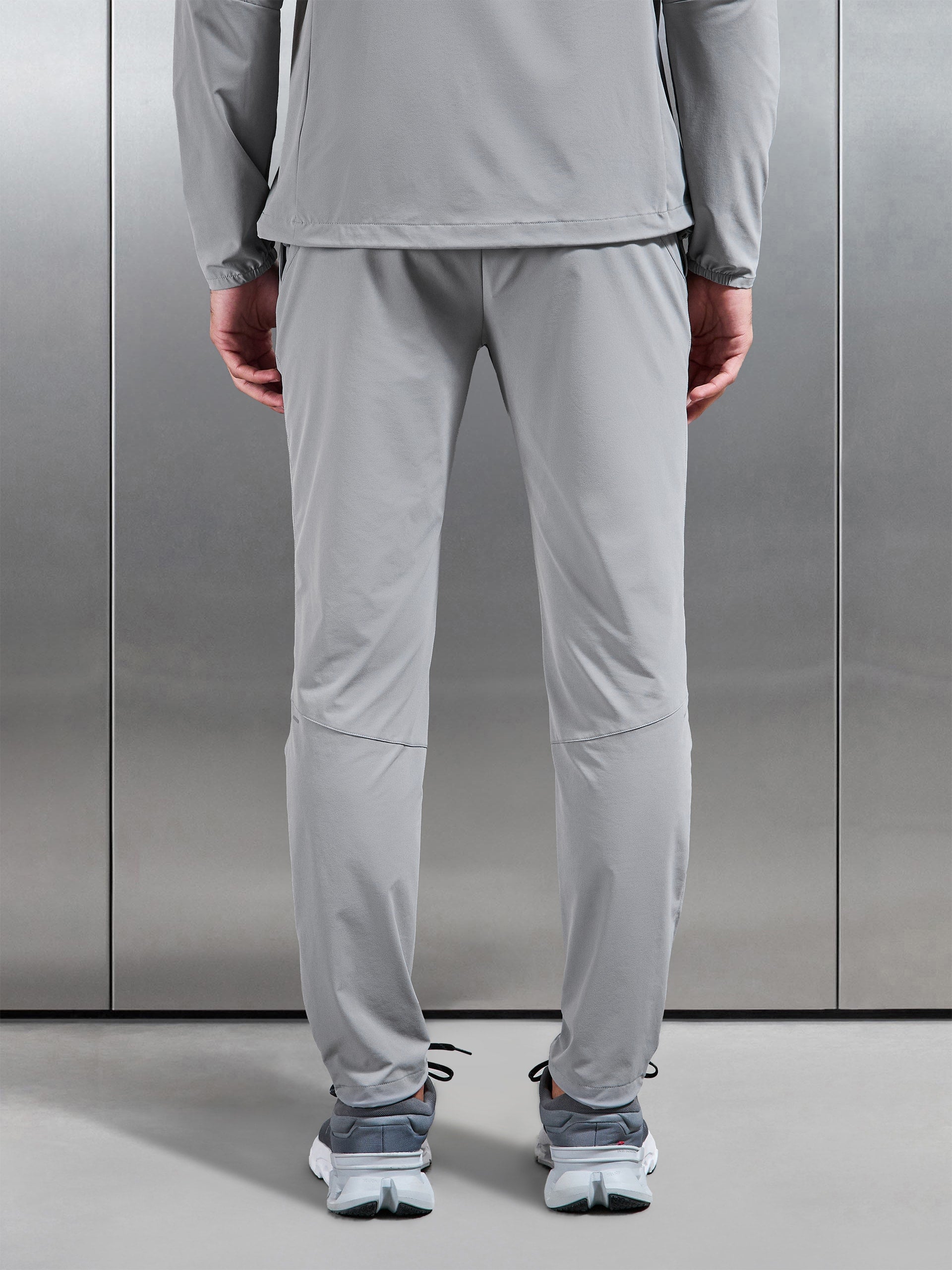 Active Trackpant in Mid Grey