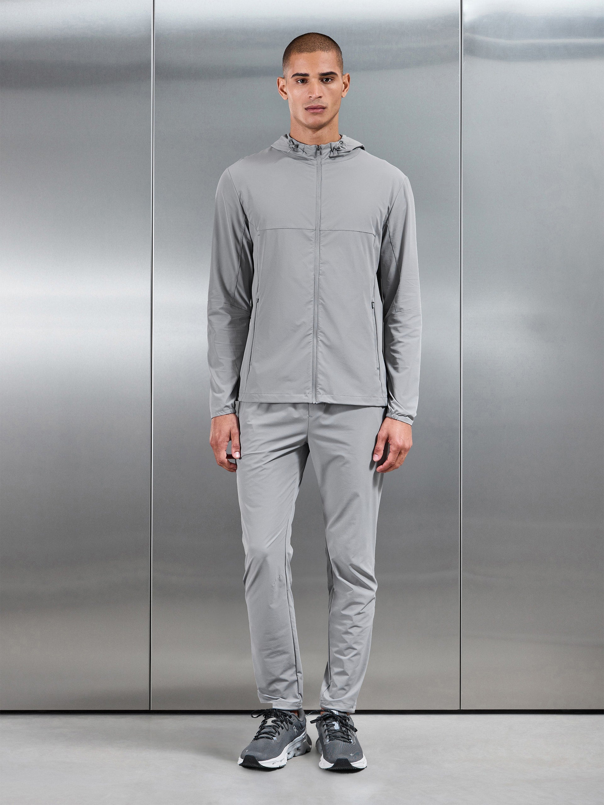 Active Trackpant in Mid Grey