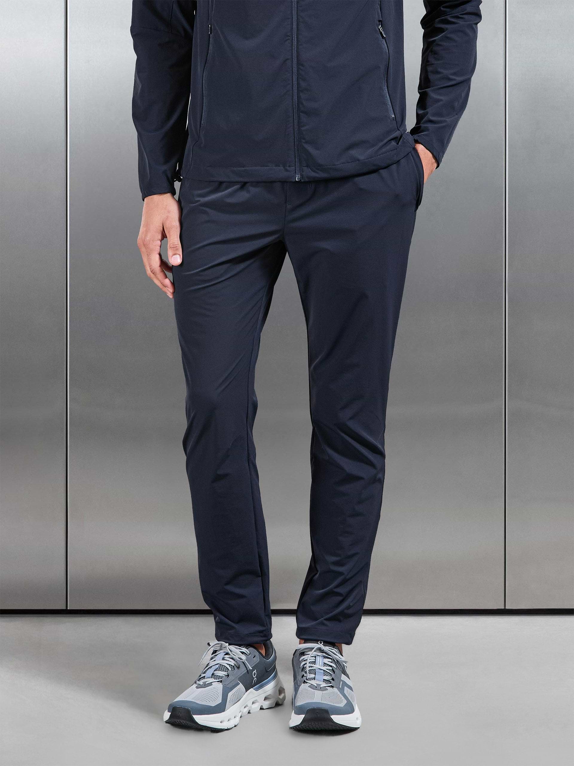 Active Trackpant in Navy