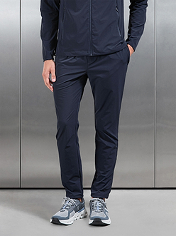 Active Trackpant in Navy