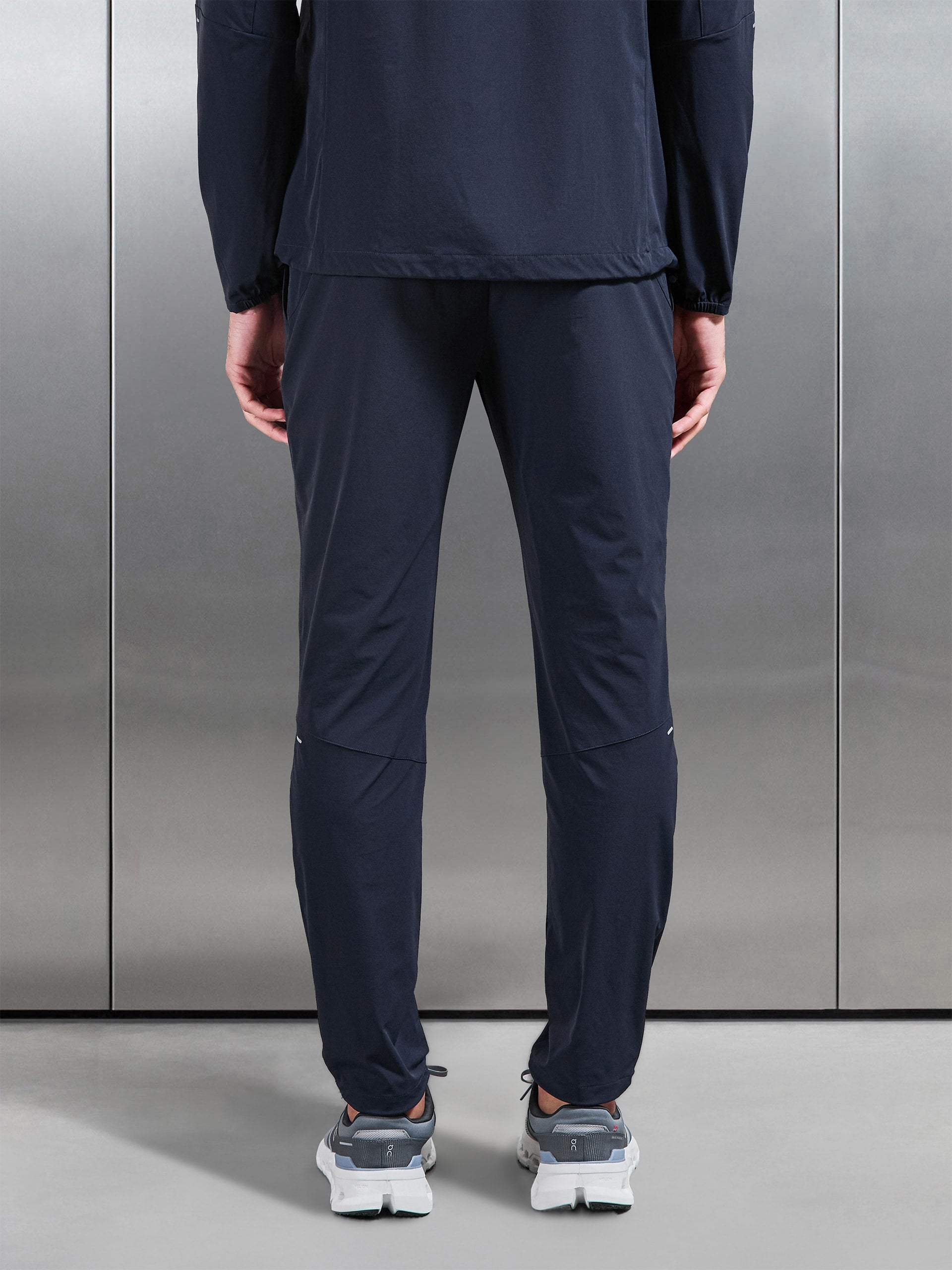 Active Trackpant in Navy
