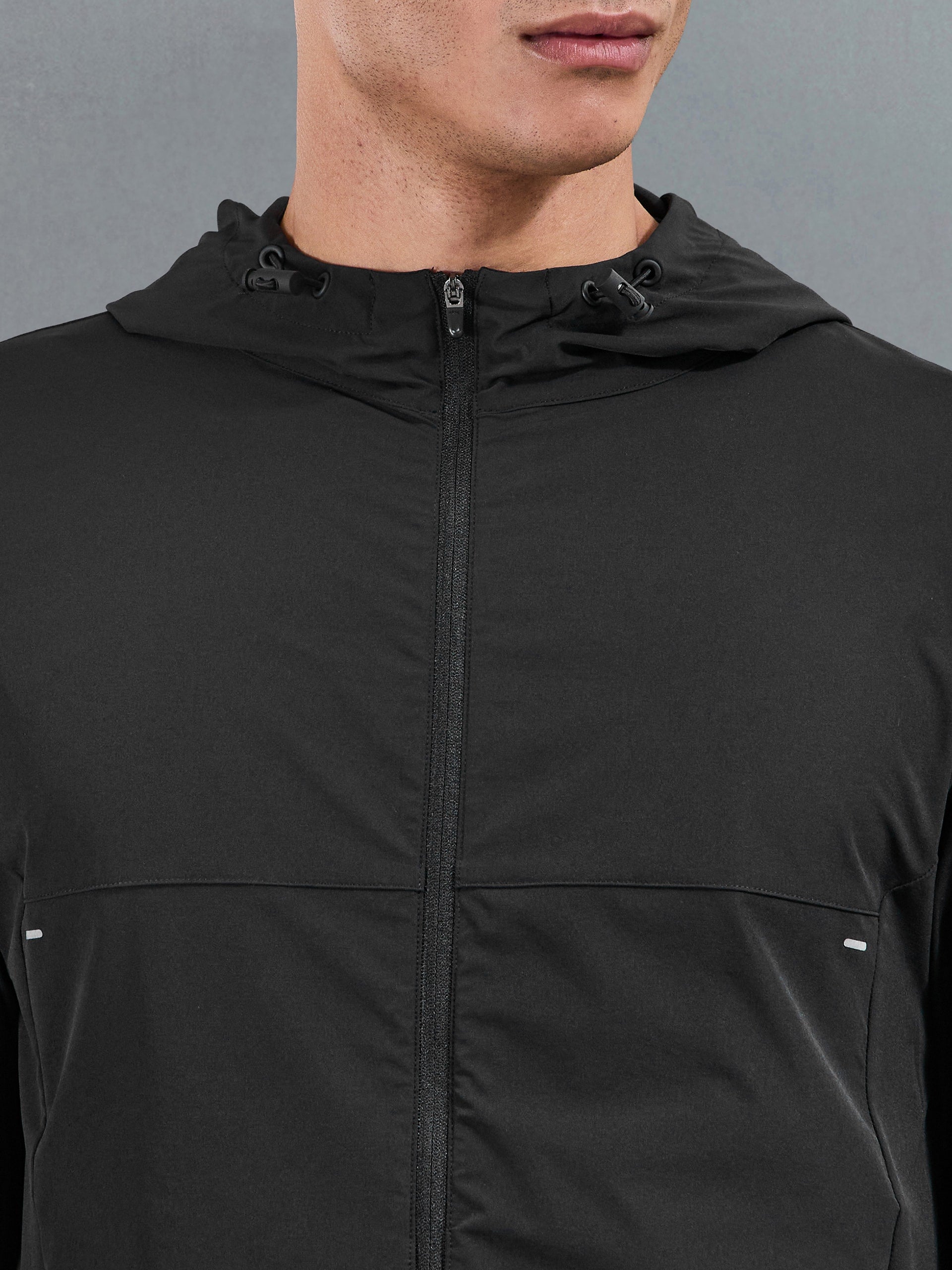 Active Windbreaker in Black
