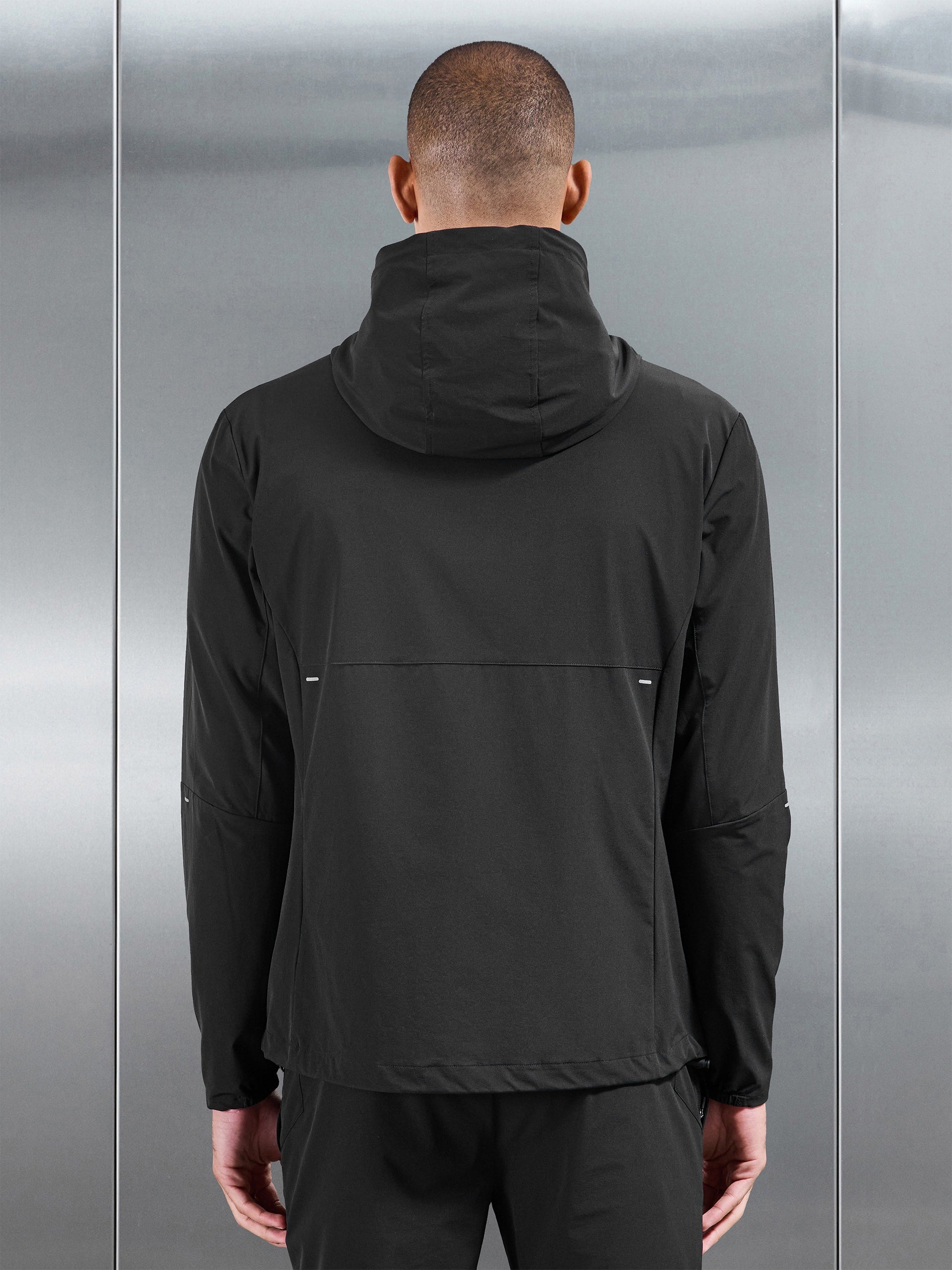 Active Windbreaker in Black