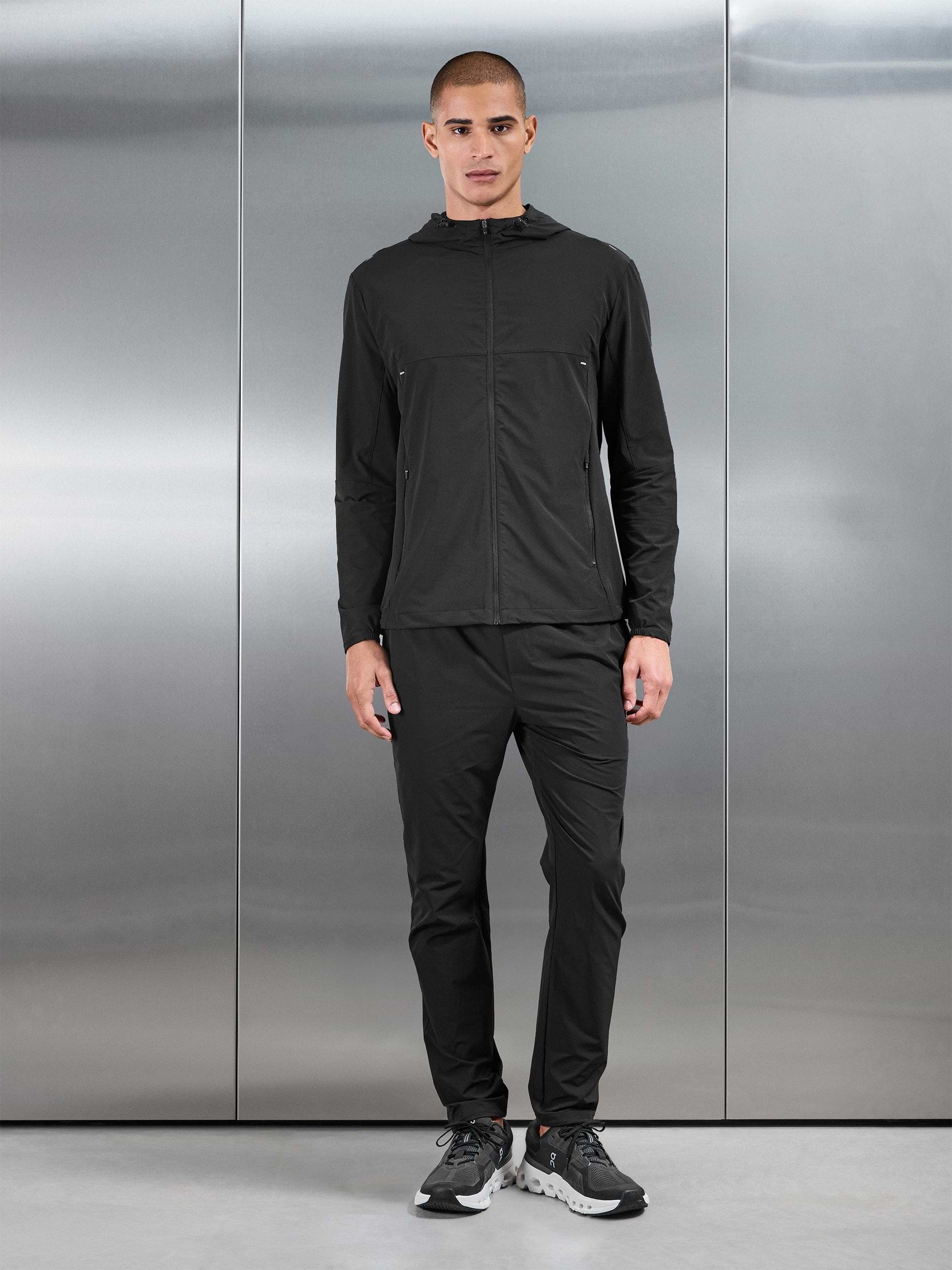 Active Windbreaker in Black
