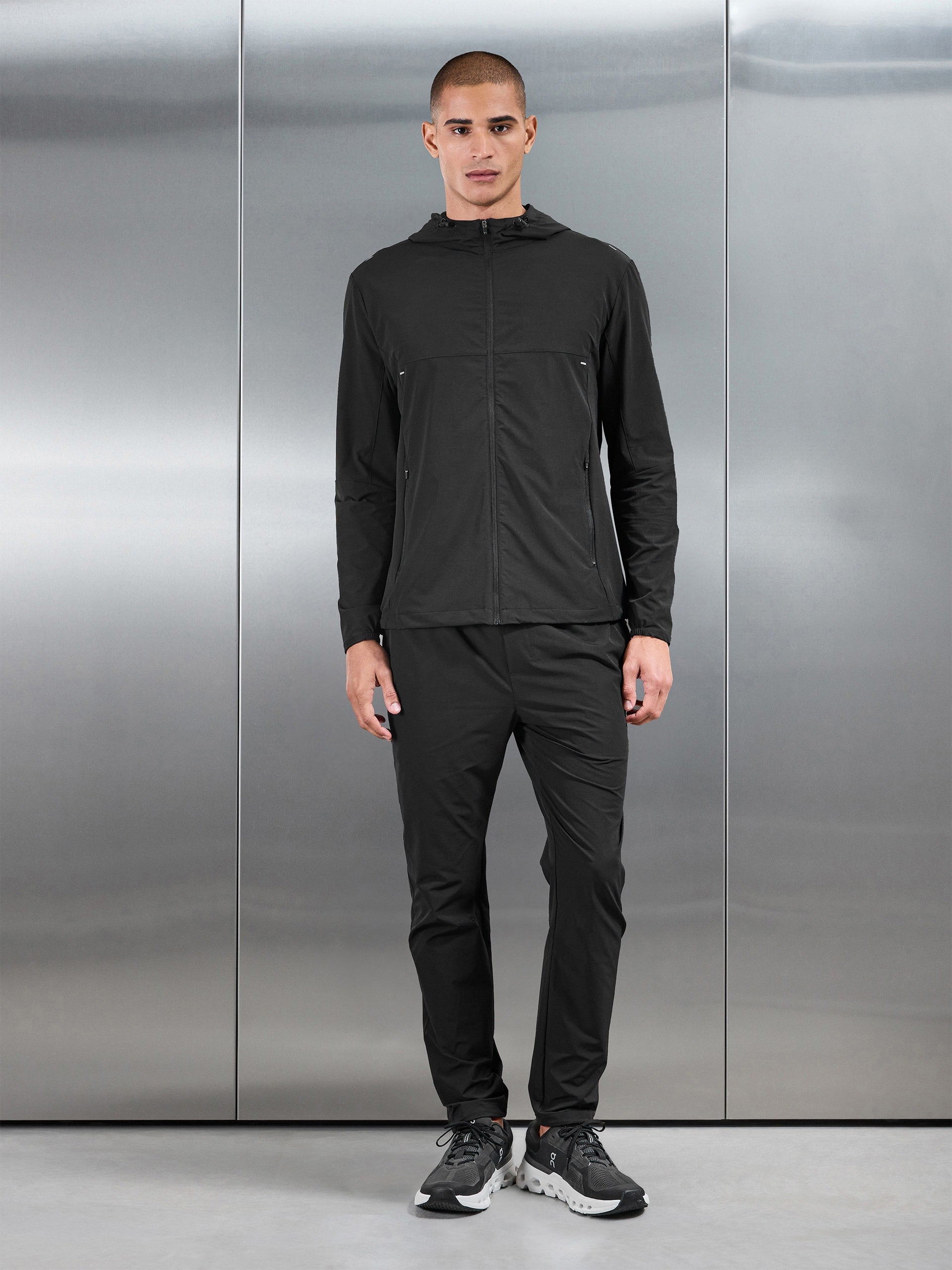 Active Windbreaker in Black