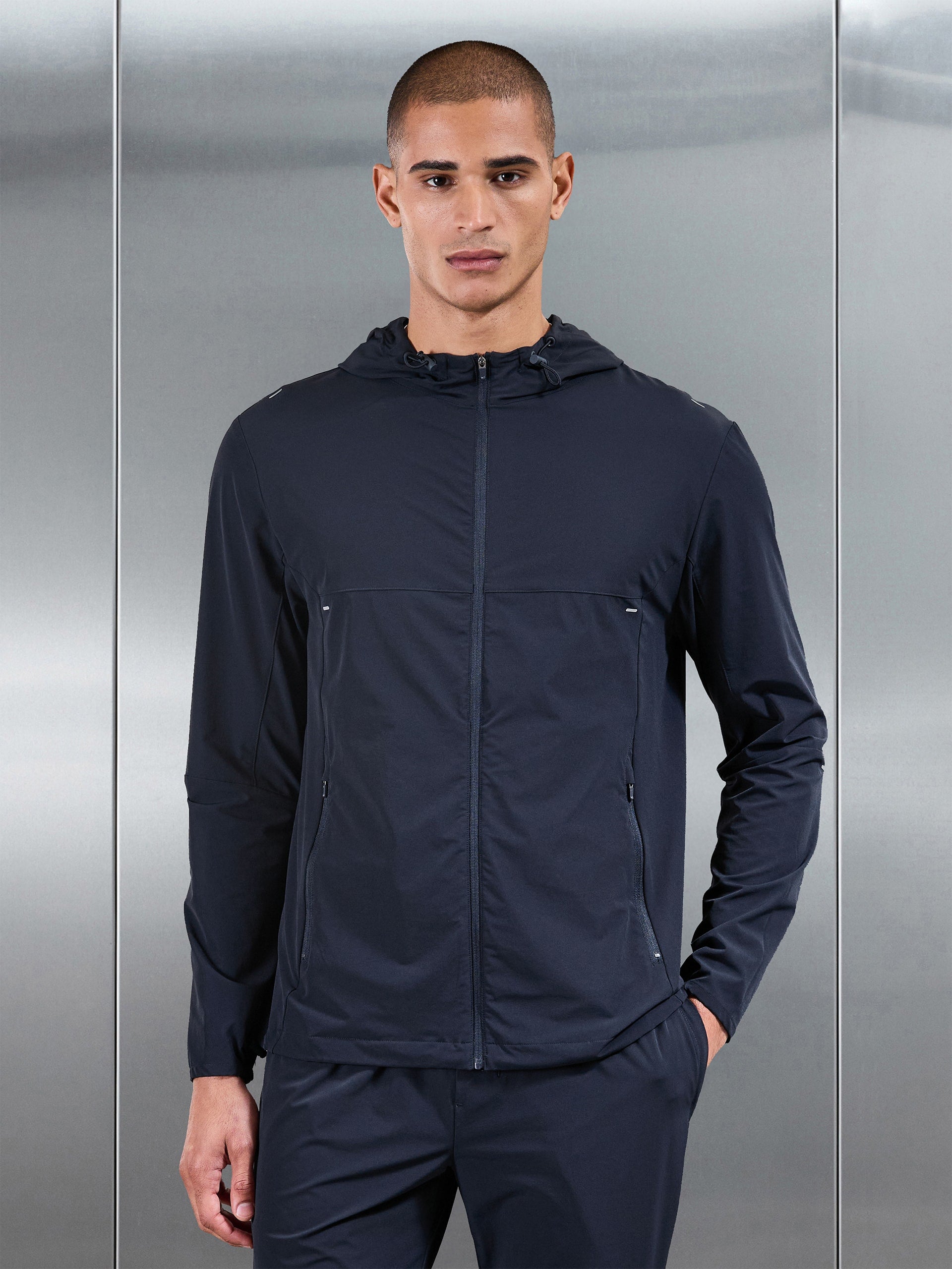 Active Windbreaker in Navy