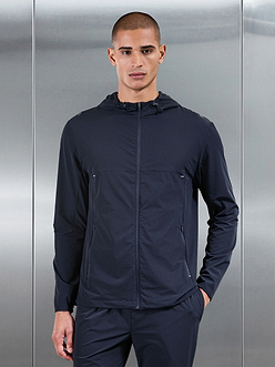 Active Windbreaker in Navy