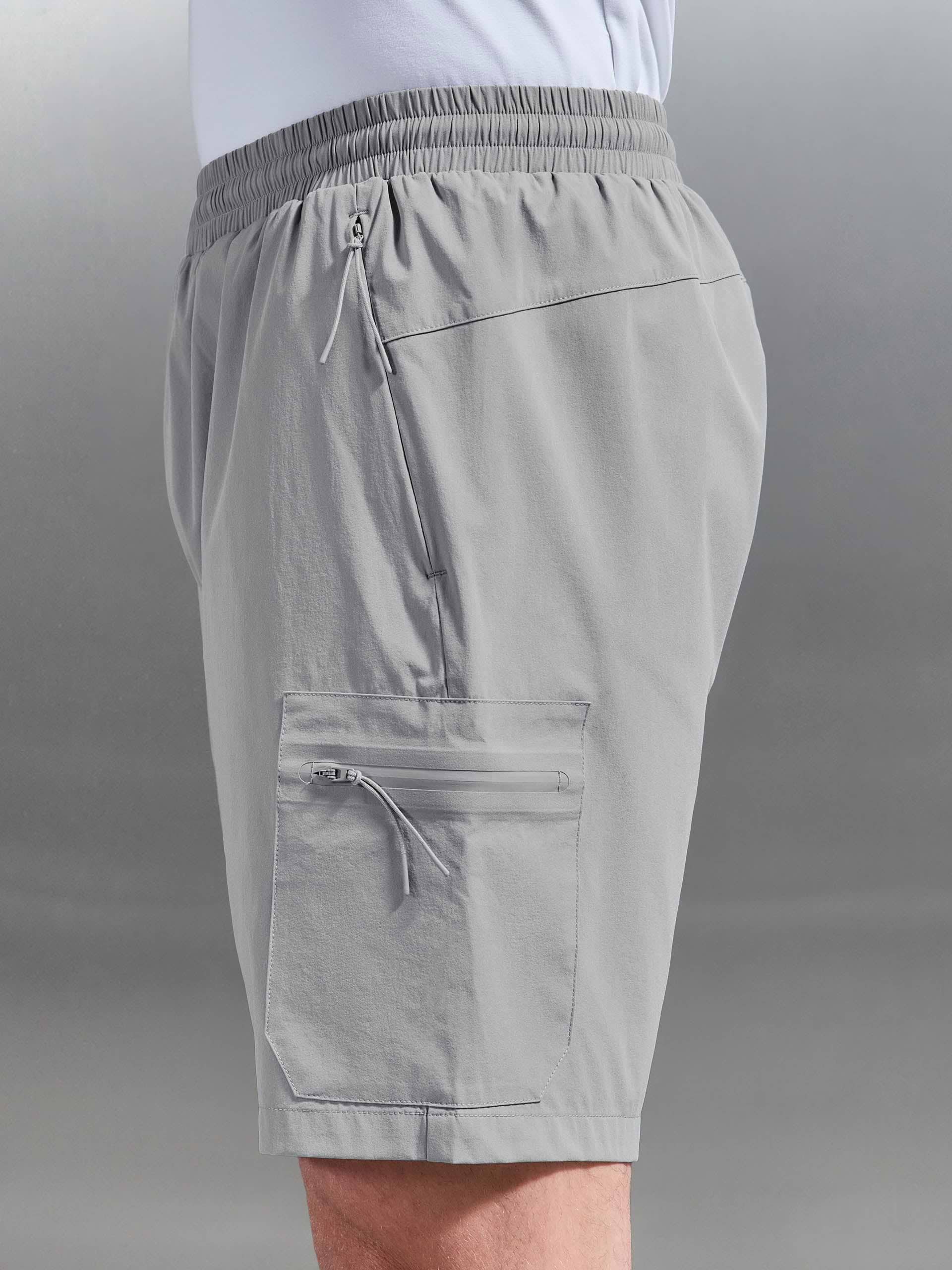 Active Cargo Short in Mid Grey