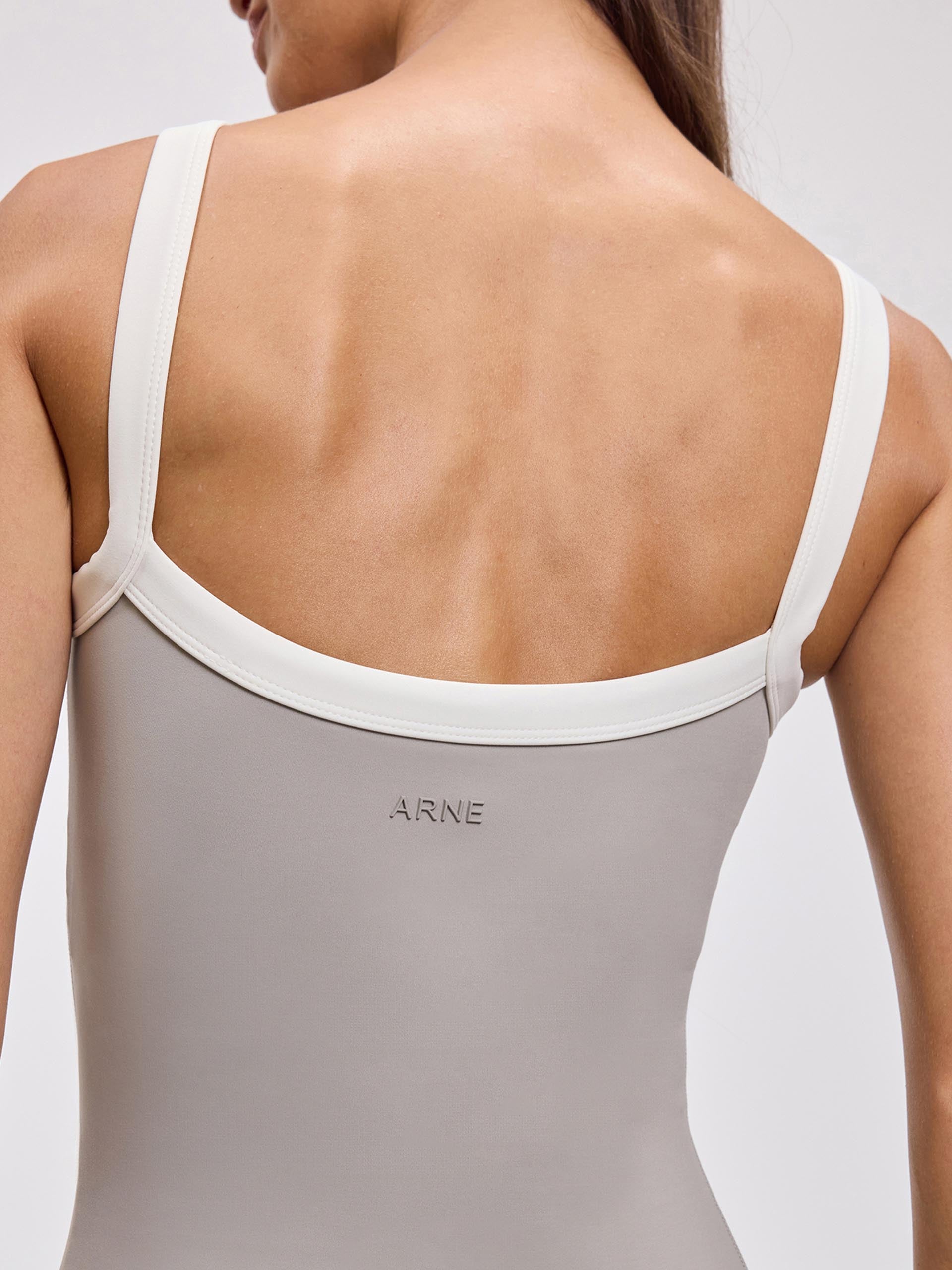 Womens Contrast Strap Active Vest in Stone