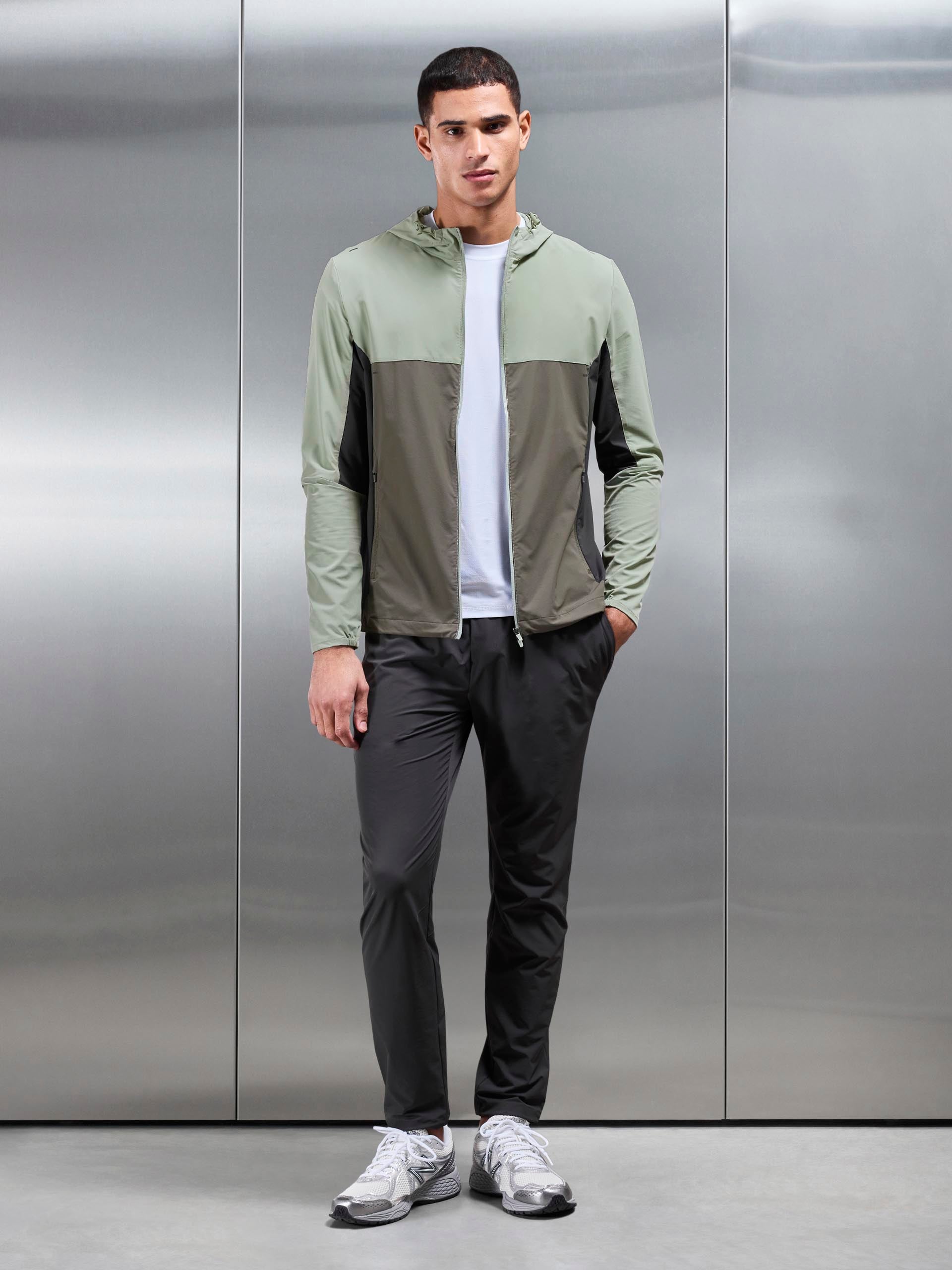 Active Colour Block Windbreaker in Olive