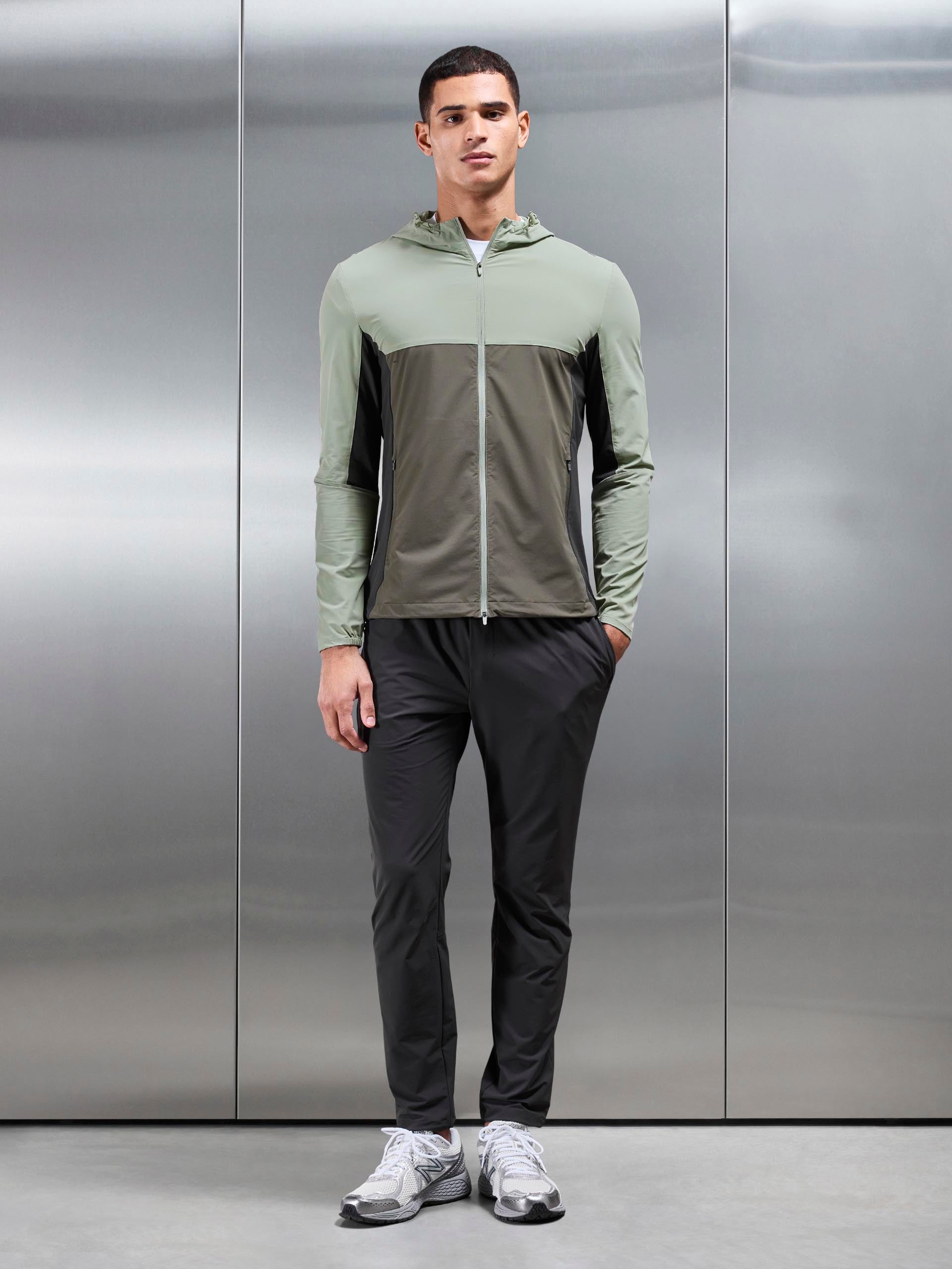 Active Colour Block Windbreaker in Olive
