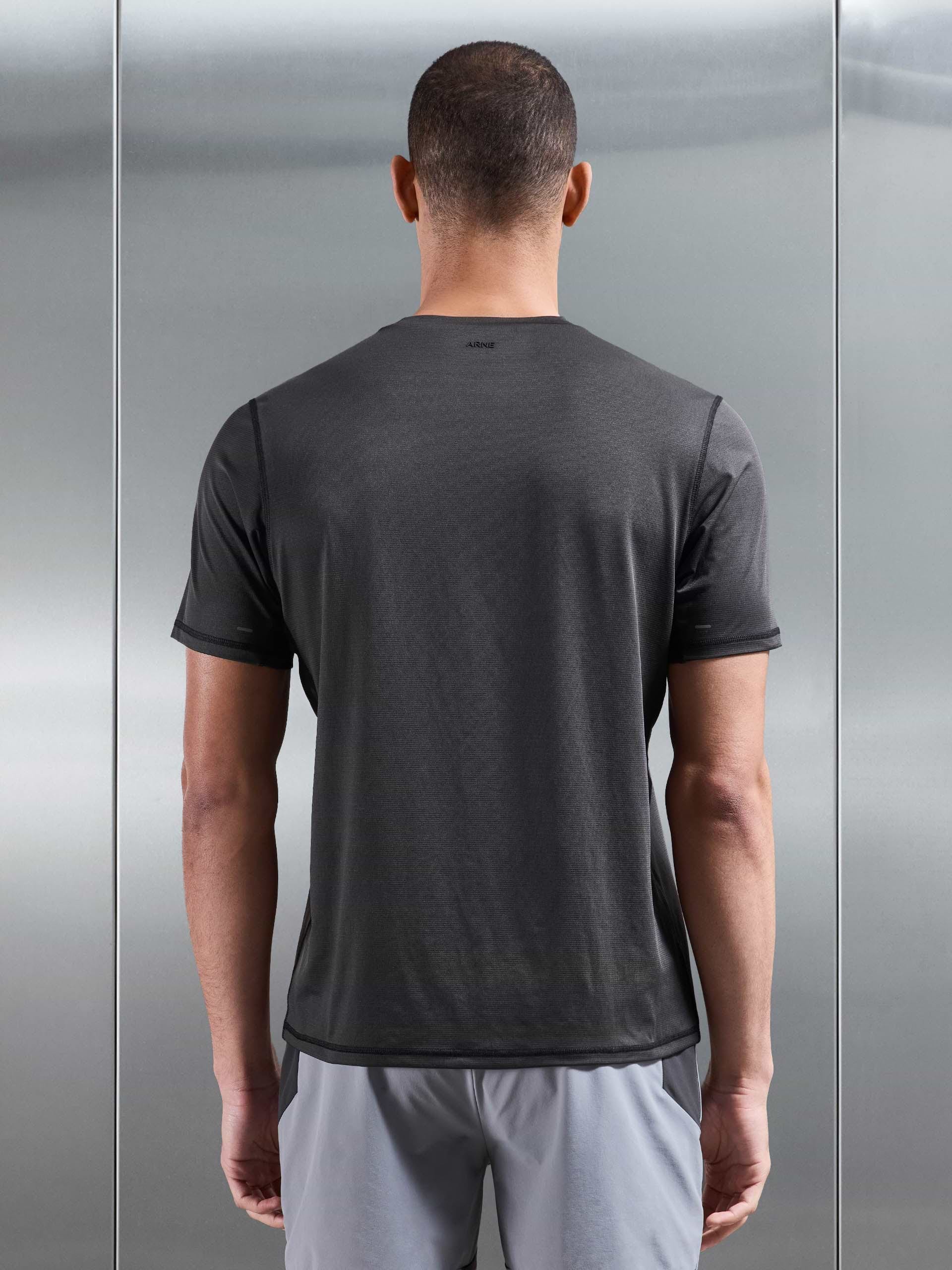 Active Essential T-Shirt in Grey