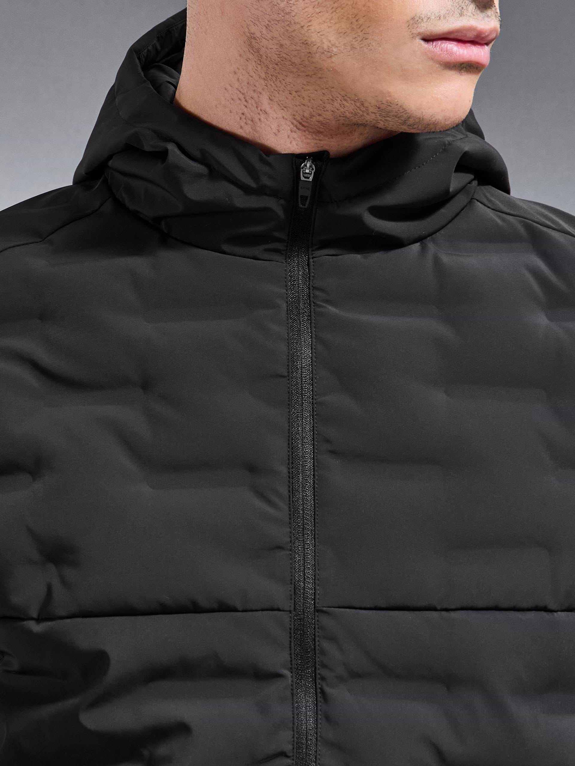 Active Quilted Windbreaker in Black