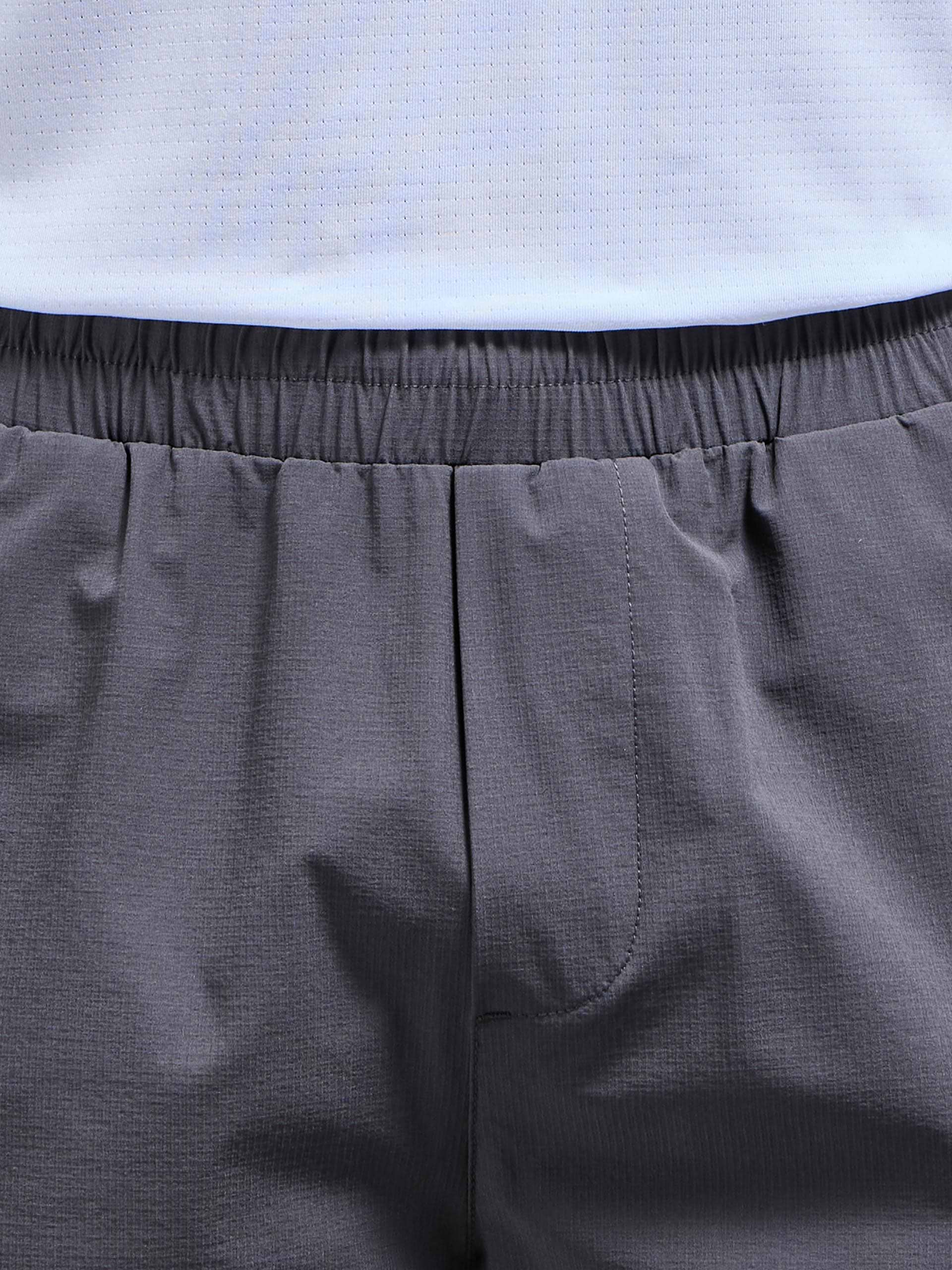 Active Tech Short in Grey