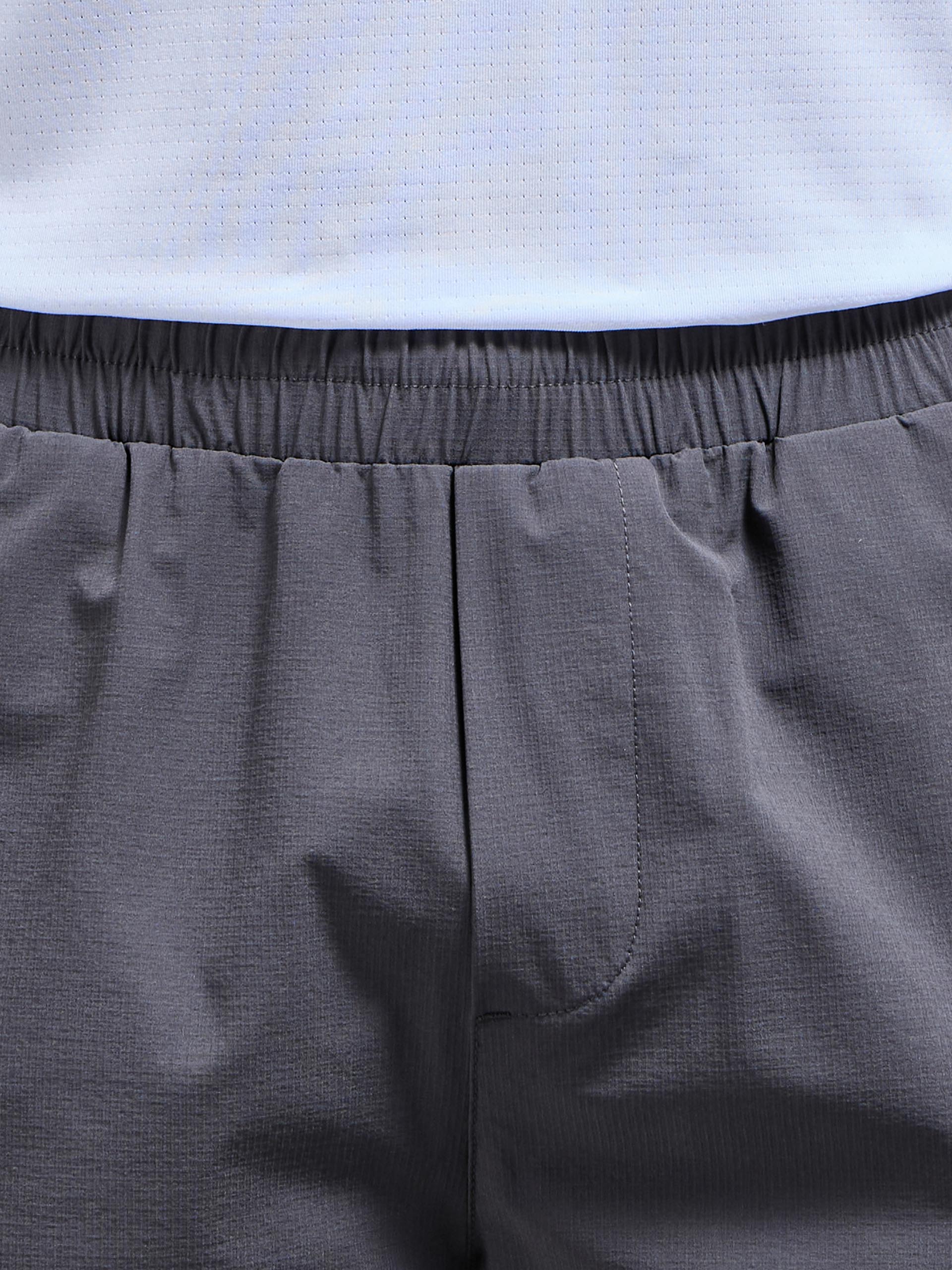 Active Tech Short in Grey